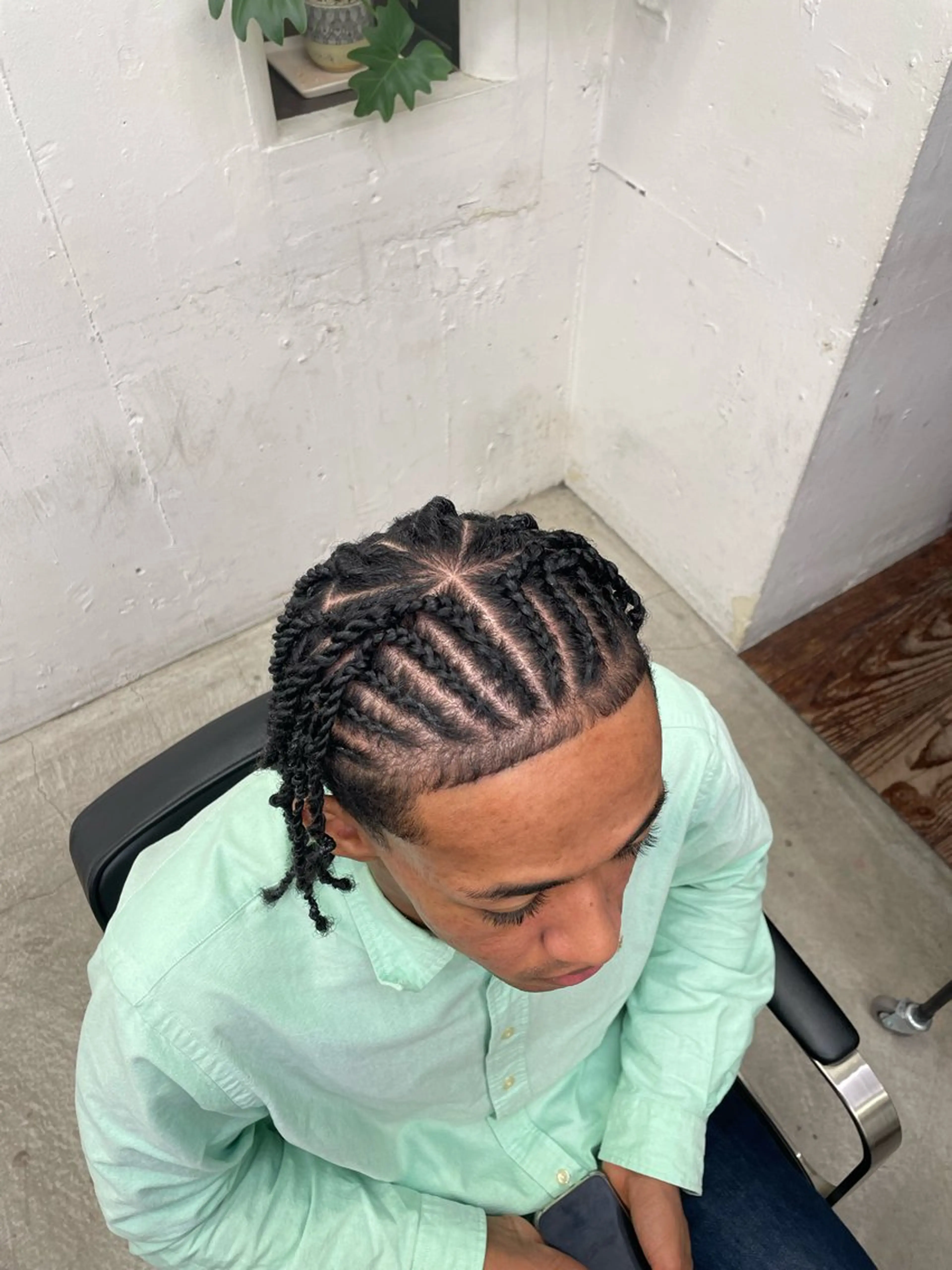 ヘアアレンジ メンズ コーンロウ／ブレイズ SYUのヘアスタイル