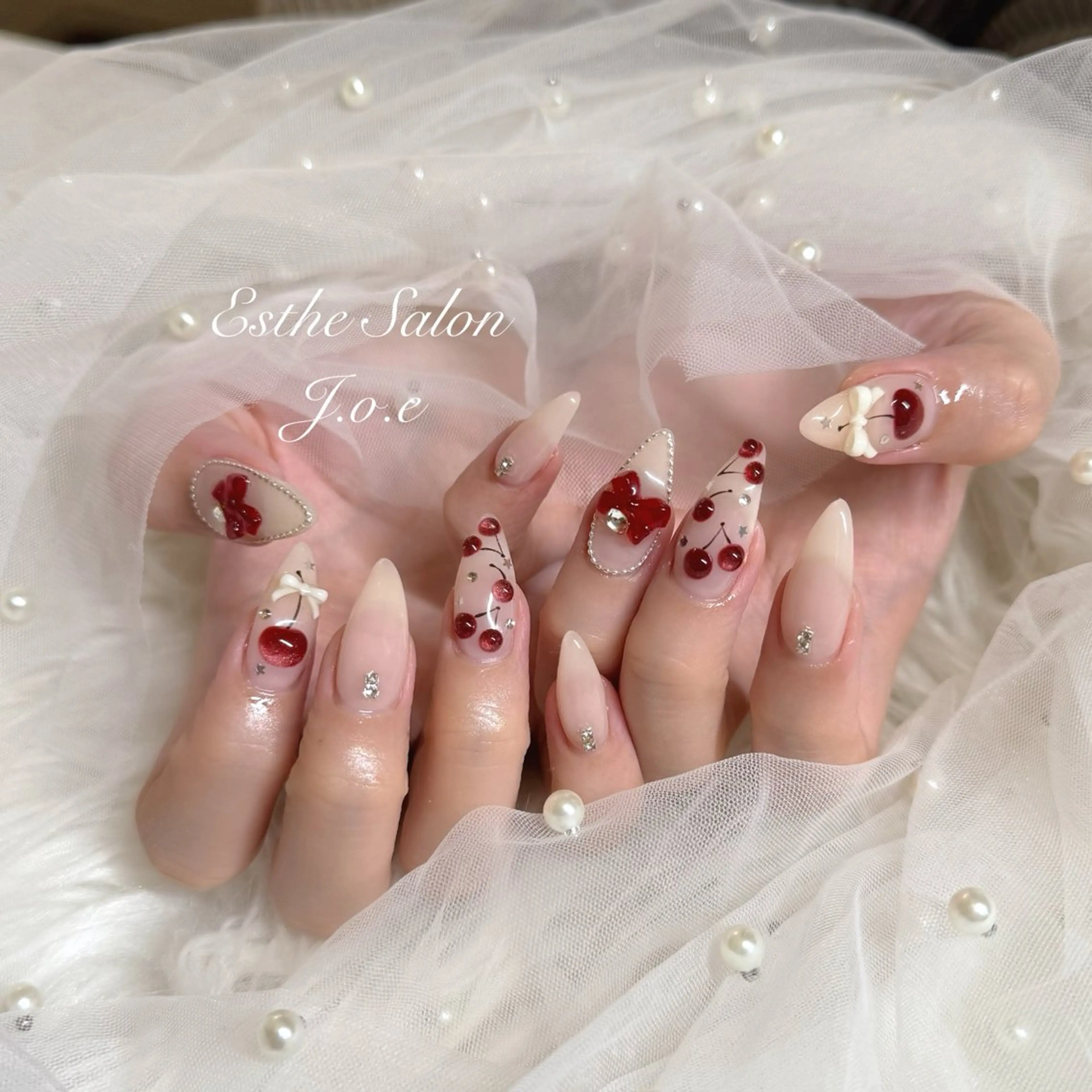 ネイル ハンドネイル 廣瀬 春奈のネイルデザイン