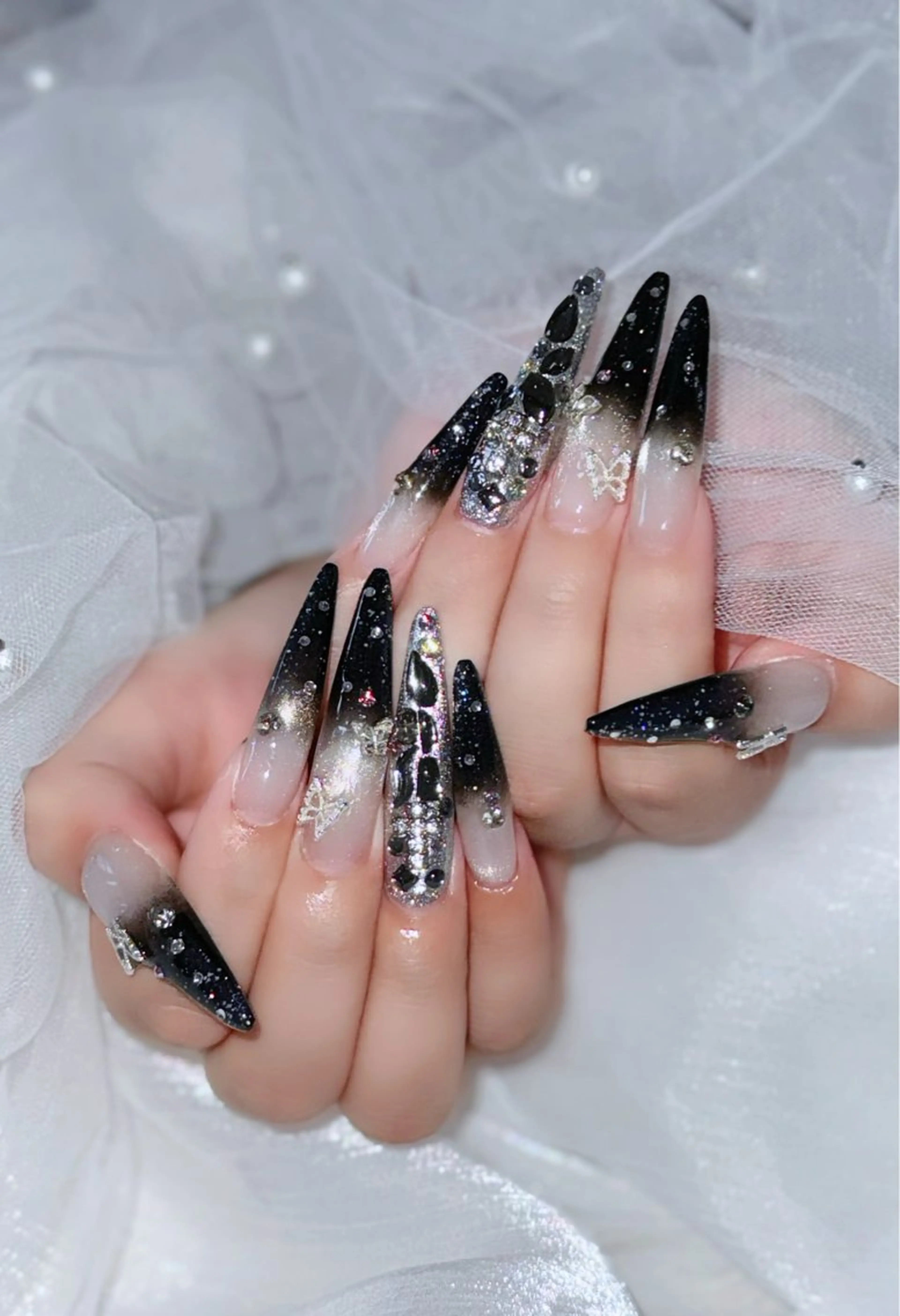 ネイル 高島 夏海のネイルデザイン