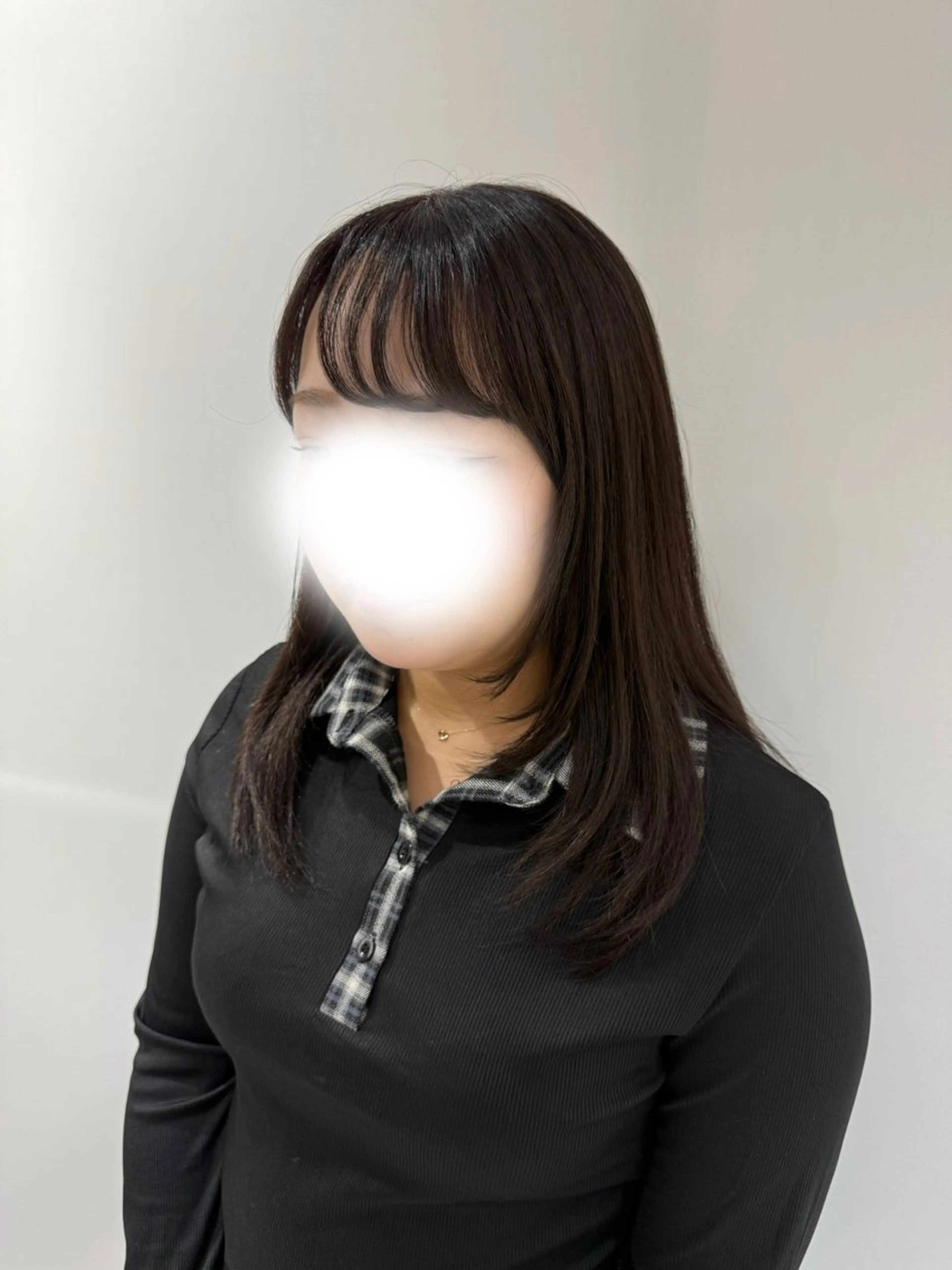 セミロング カラー 七澤 那月のヘアスタイル