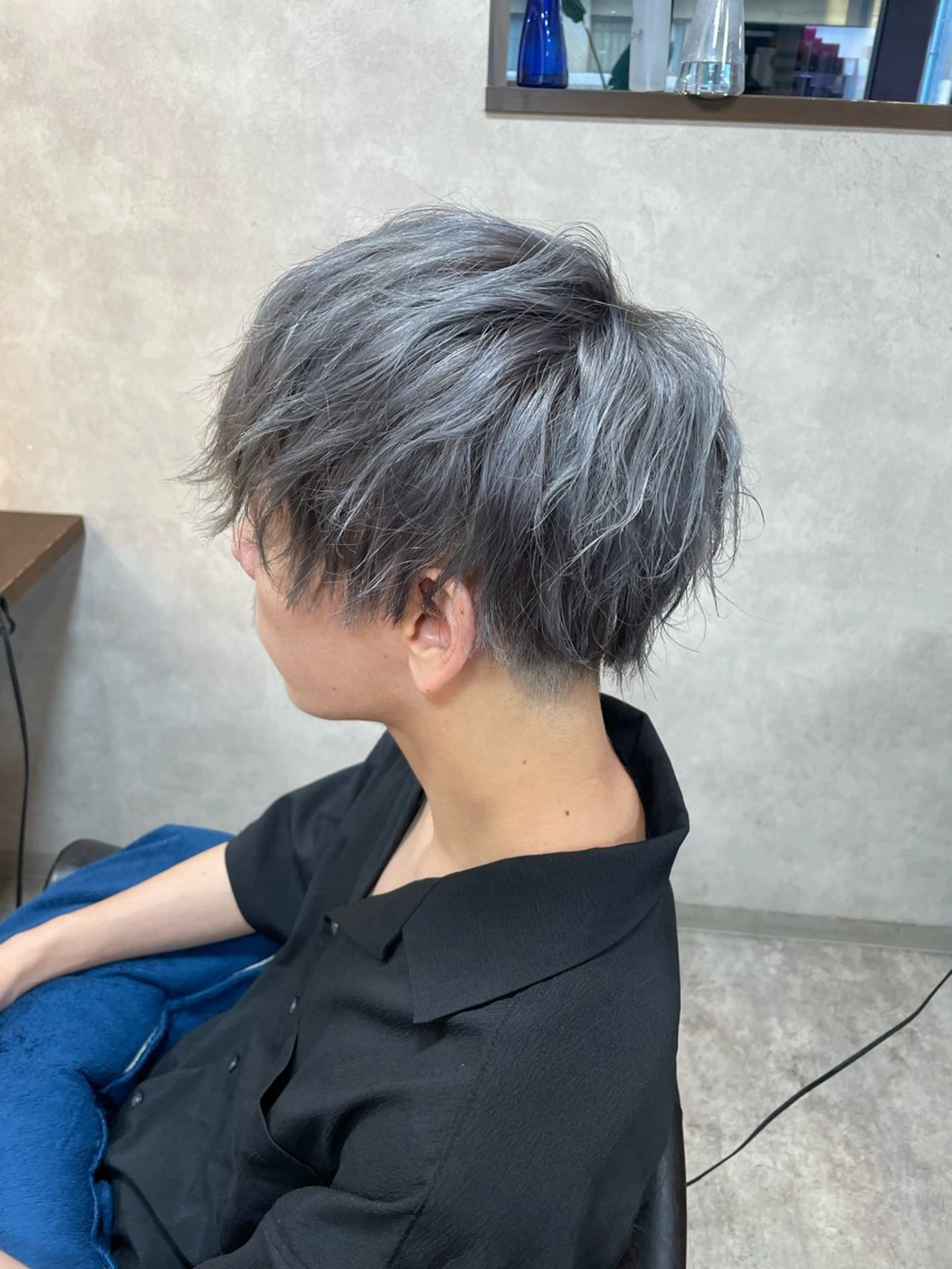 カラー メンズ メンズブリーチ ブリーチ シルバー RIENS aura / ayu ♡のヘアスタイル