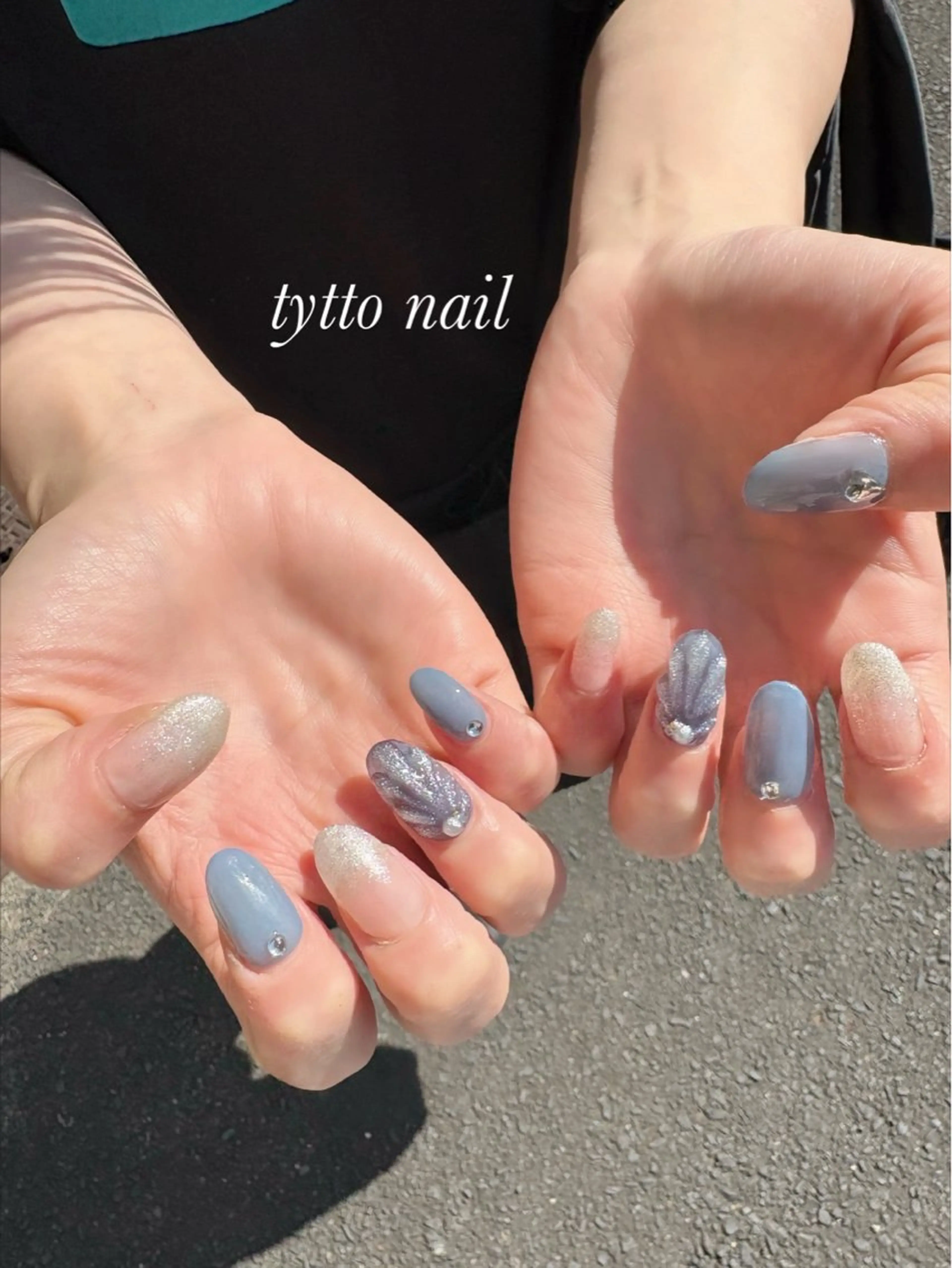 ネイル ブルー ガーリー グラデーション キラキラネイル 韓国ネイル ハンドネイル tytto nail ❤︎‪‪eri‪‪のネイルデザイン