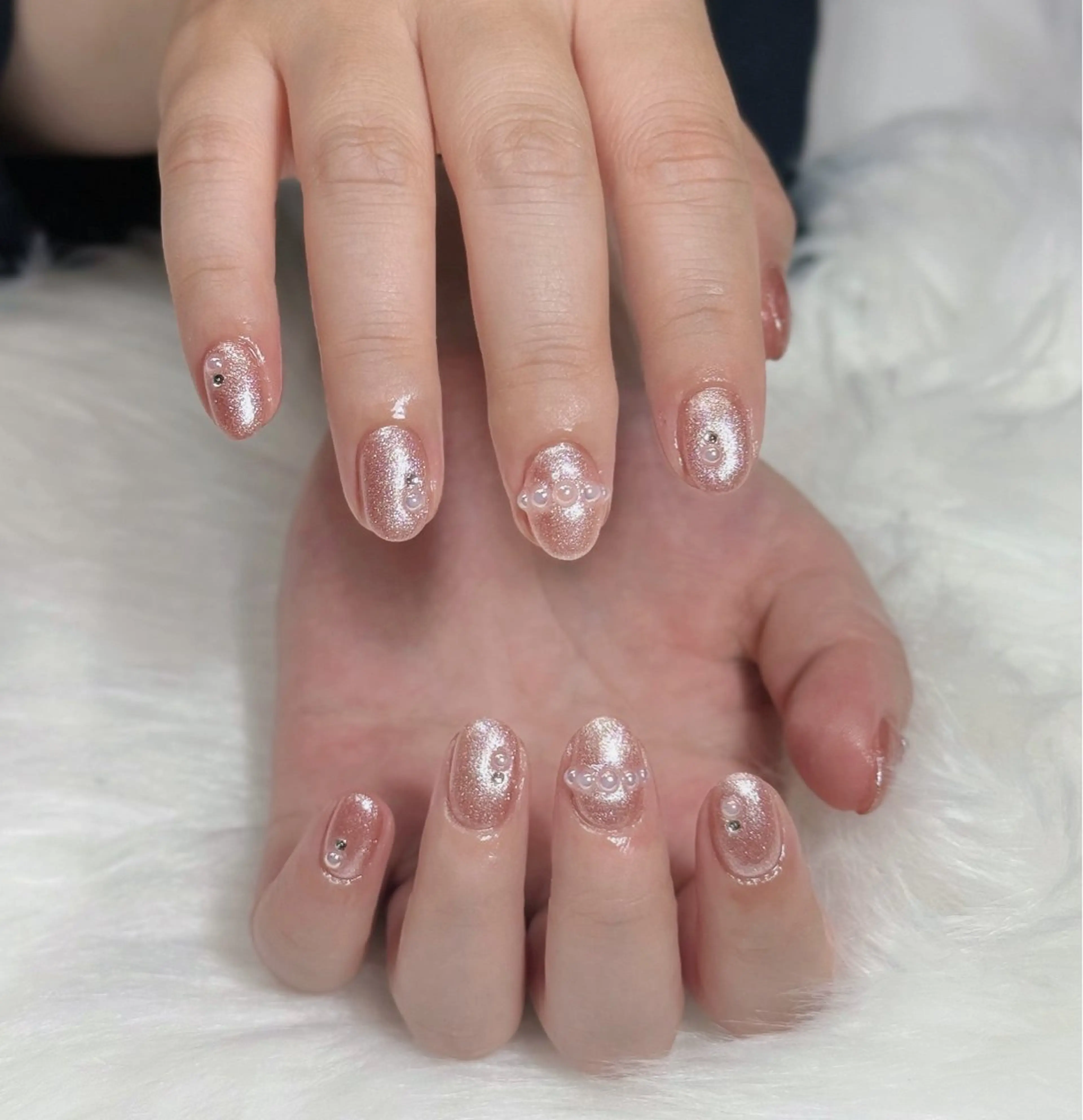 ネイル オーロラネイル チークネイル フットネイル フレンチネイル ジェルネイル ハンドネイル Nichi Nailsのネイルデザイン