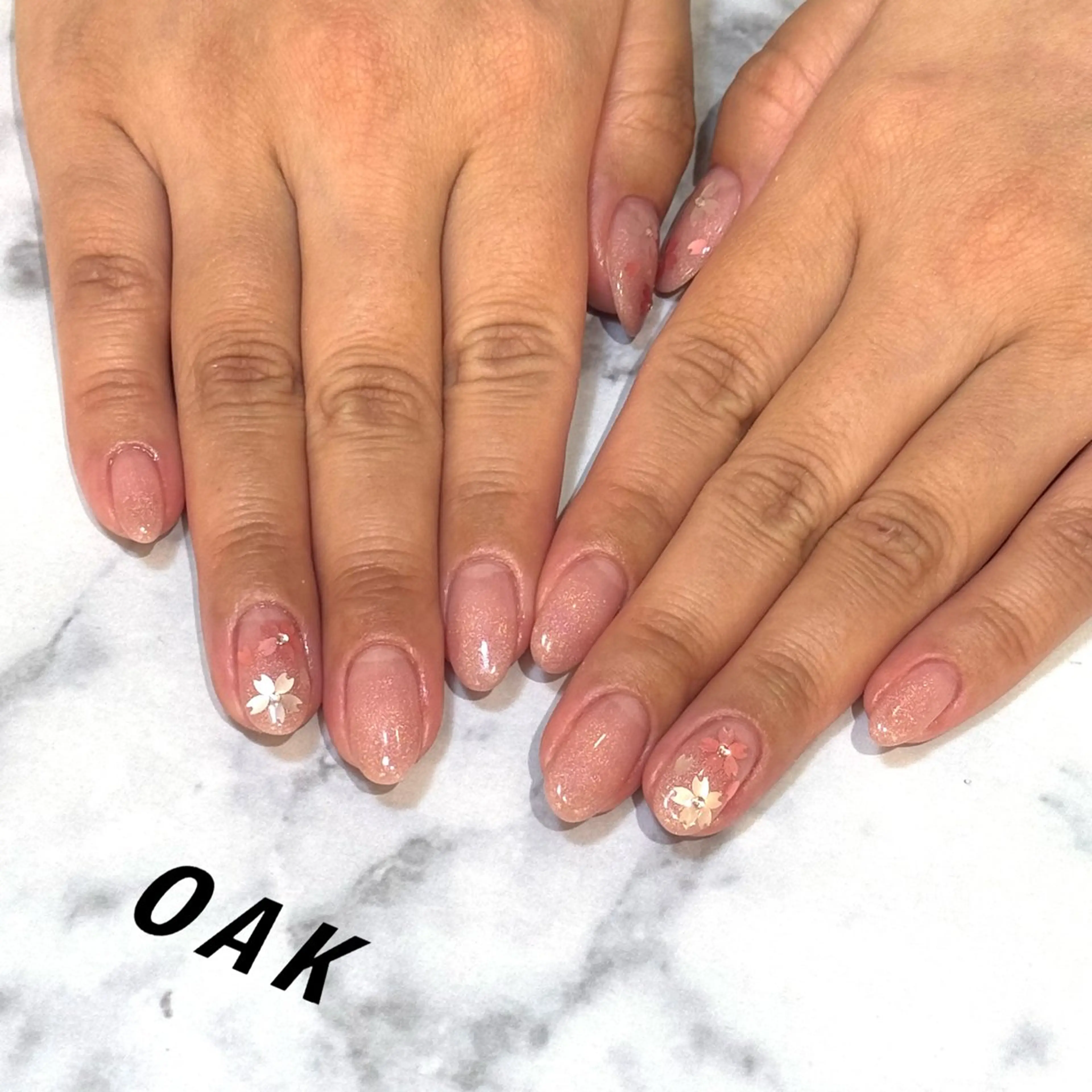 ネイル 桜ネイル グラデーション マグネットネイル ハンドネイル 💅sii /KYOKA💅のネイルデザイン