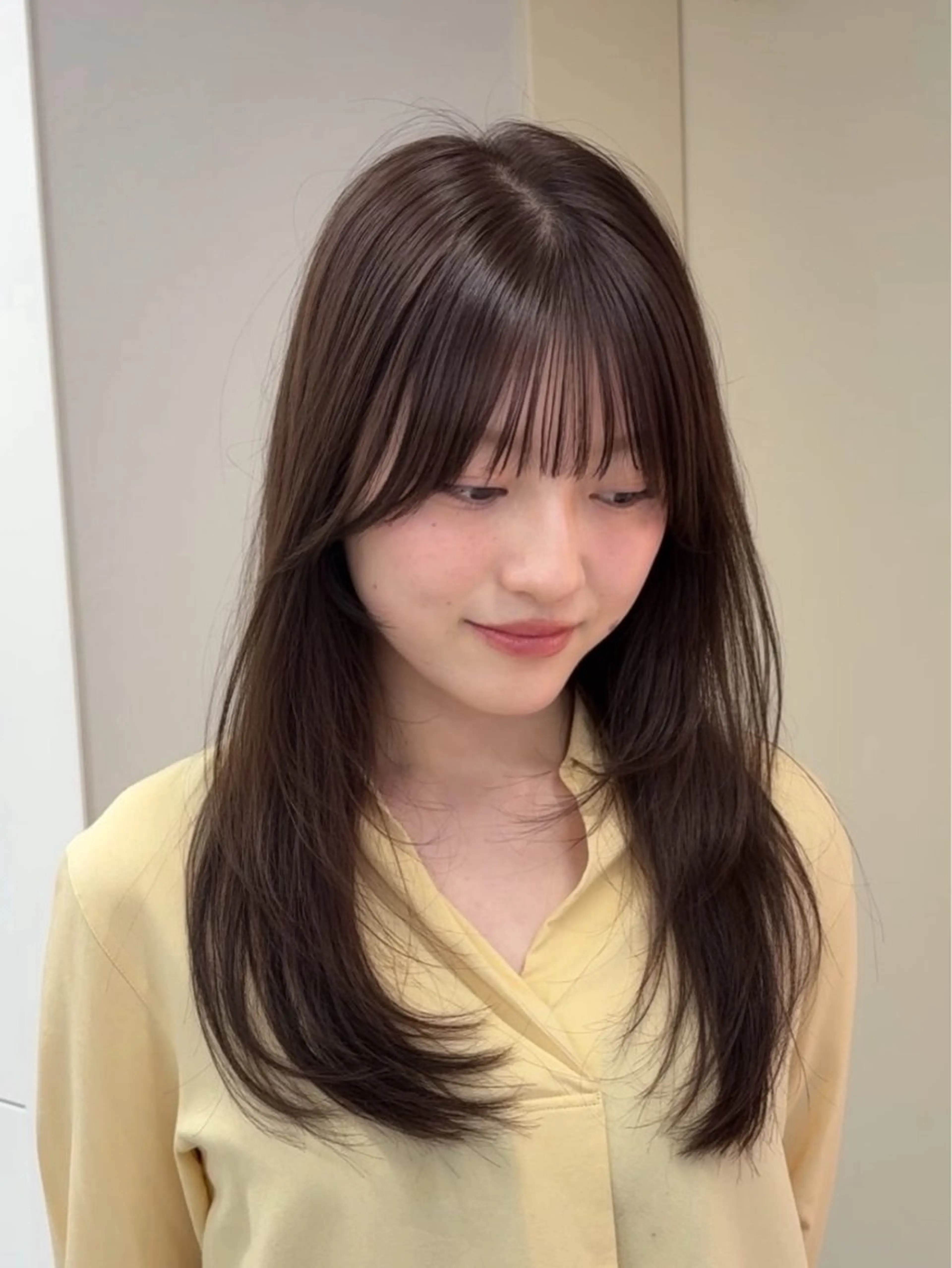 ミディアム カット ヘアカラー トリートメント ブリーチなし透明感 🪄aoi🤎のヘアスタイル
