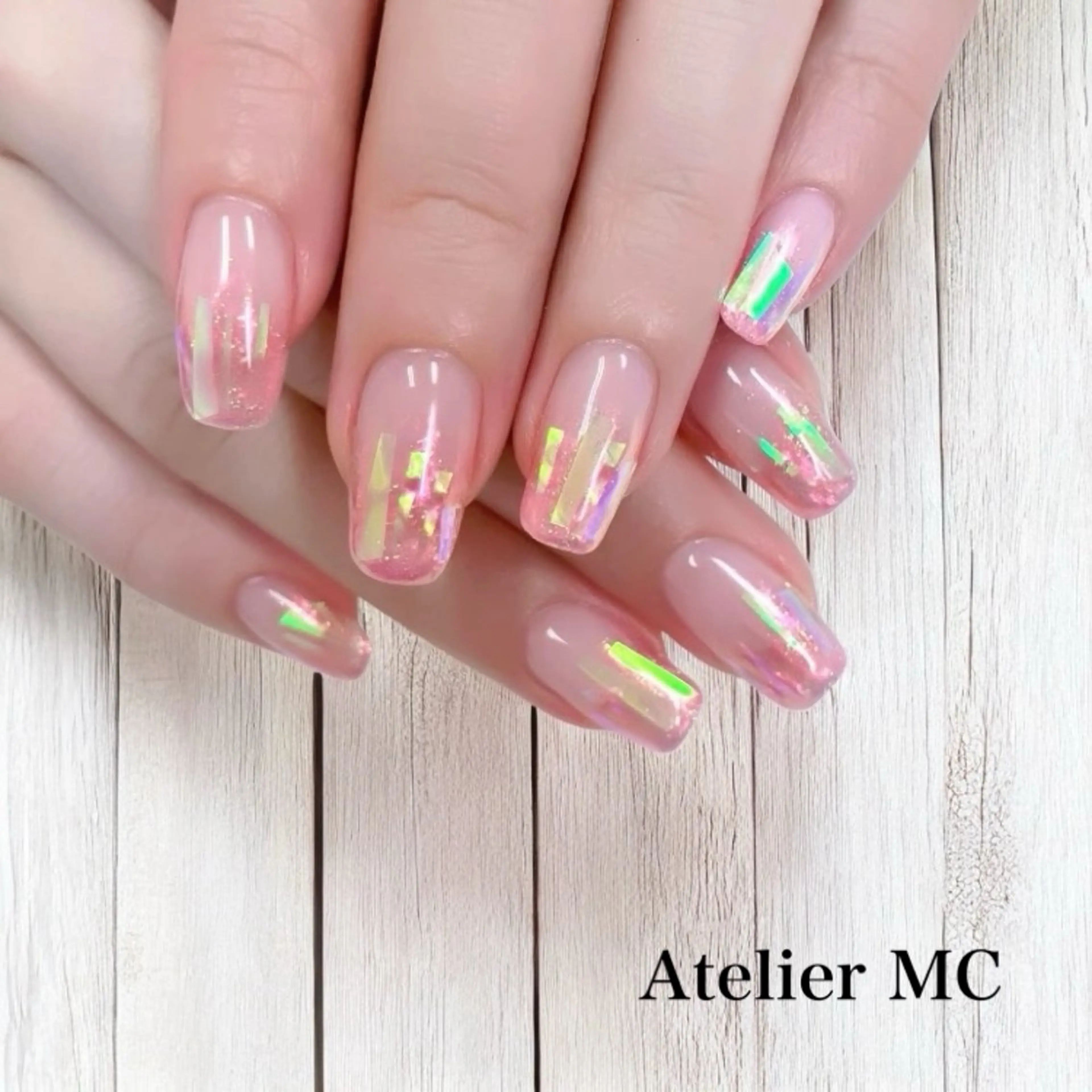 ネイル アトリエ エムシー 【新富町・東銀座】のネイルデザイン