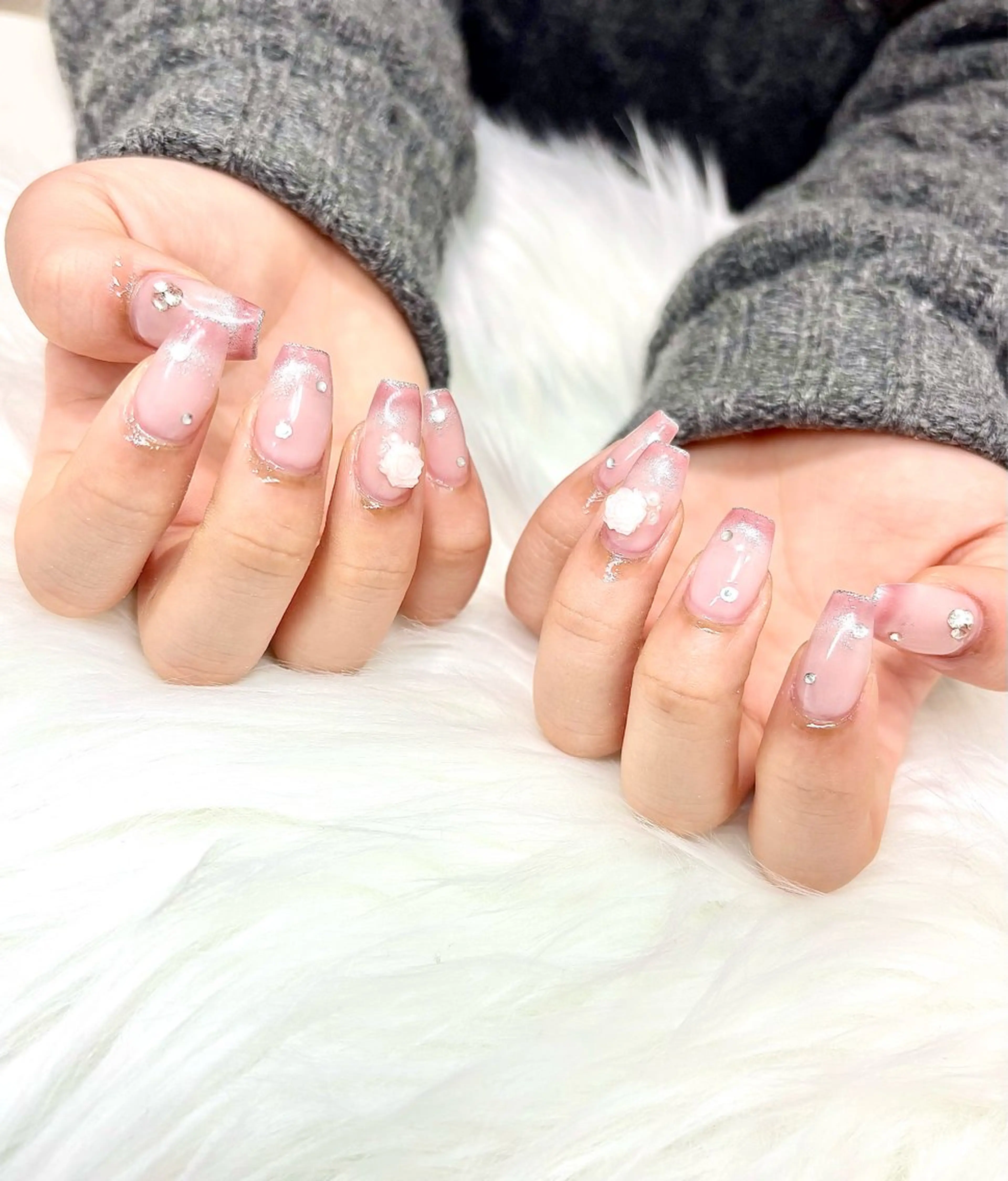 ネイル アートネイル フレンチネイル キラキラネイル 韓国ネイル マグネットネイル VOXJAPAN CHIYURIのネイルデザイン