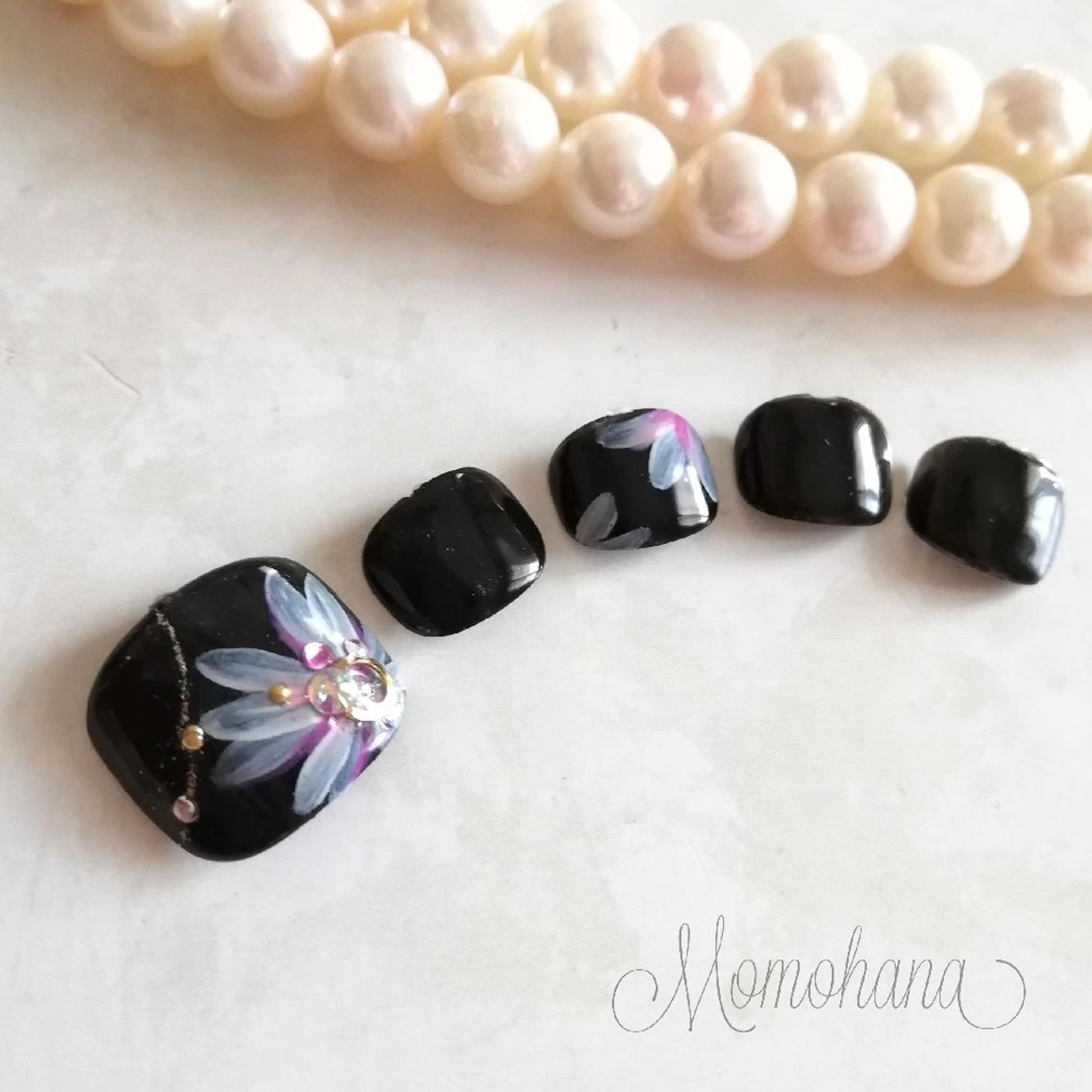 ネイル momohana  のネイルデザイン