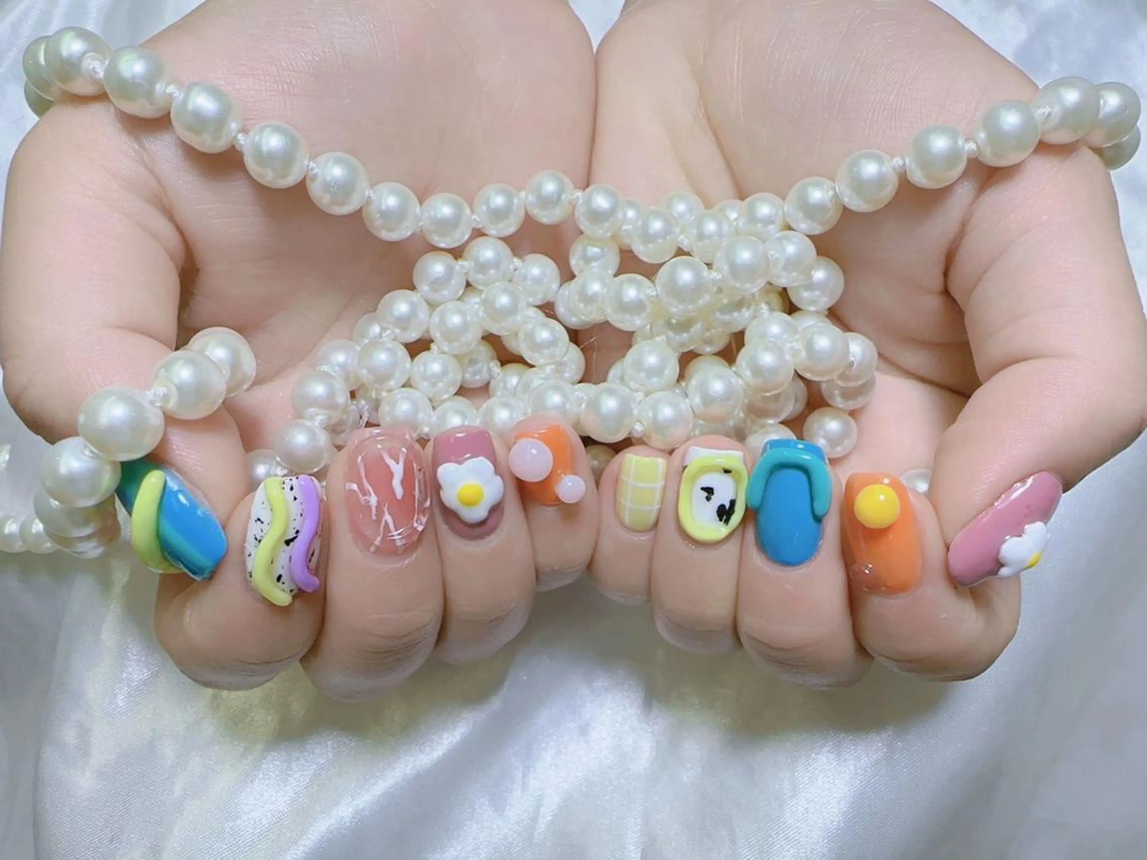 ネイル VIVIAN エイのネイルデザイン