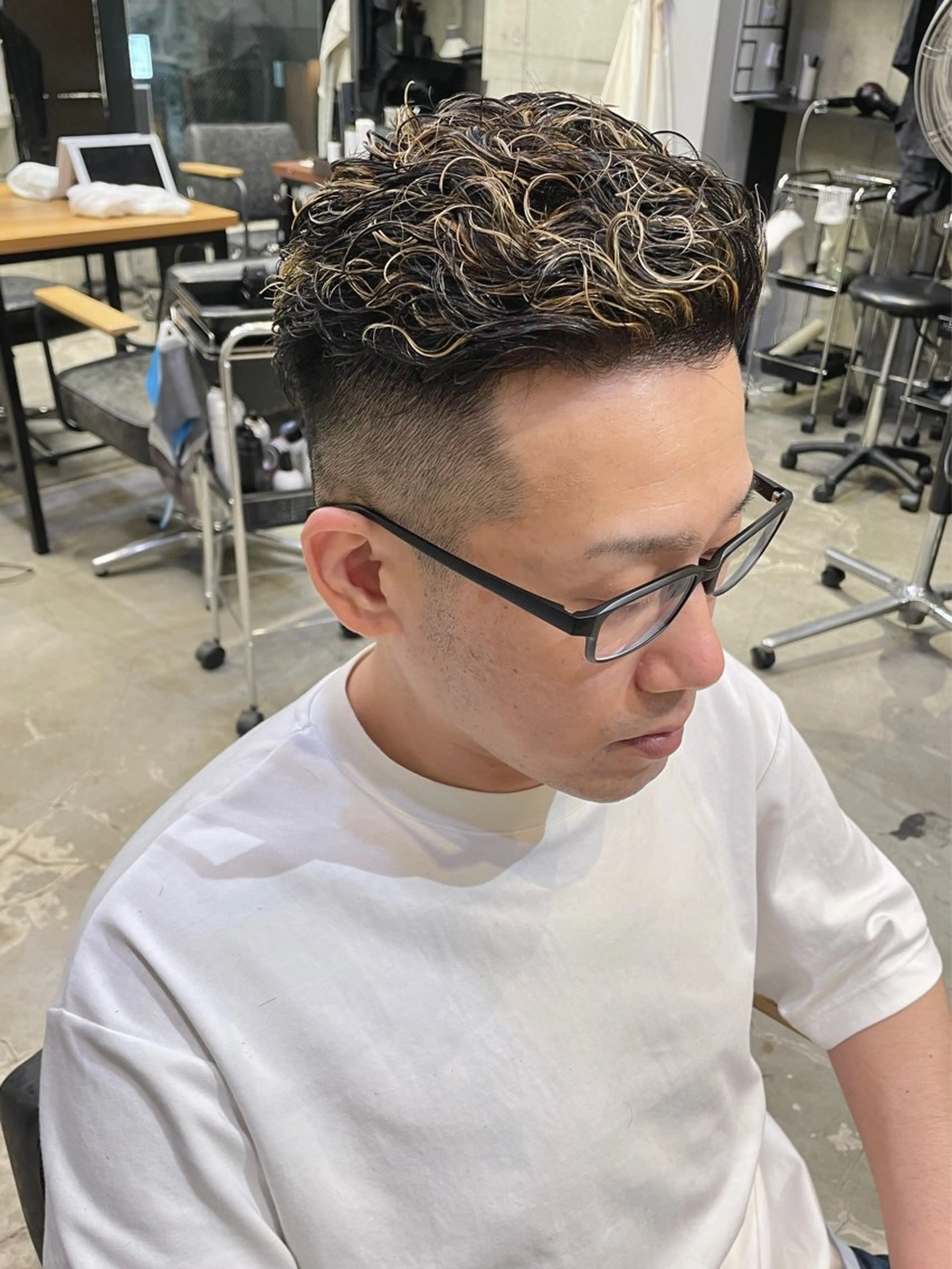 ショート カラー パーマ メンズ 西大島美容師 渡部仁太のヘアスタイル