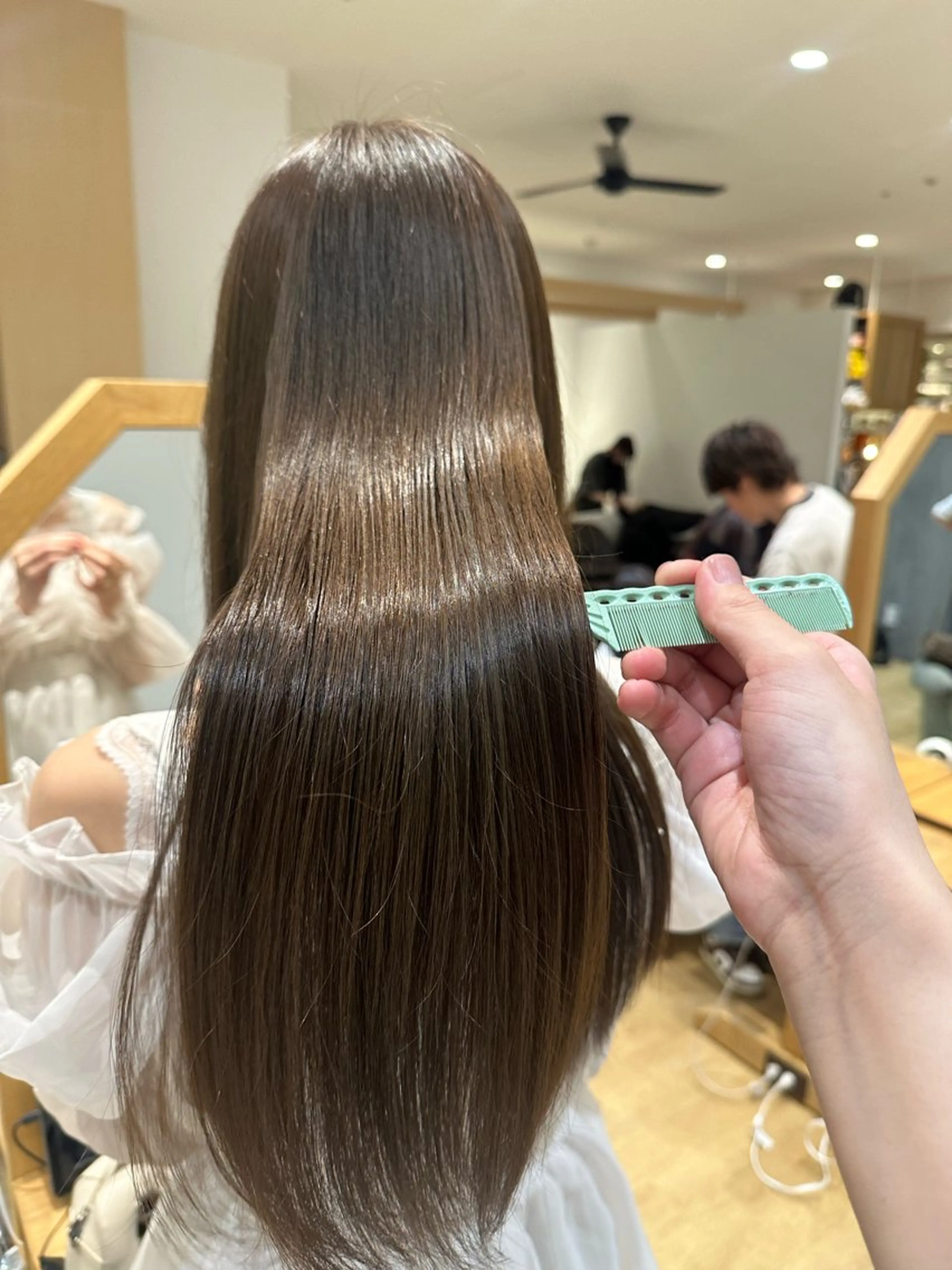 ミディアム トリートメント 縮毛矯正 碓氷和叶 ✨パーマ•美髪矯正✨のヘアスタイル