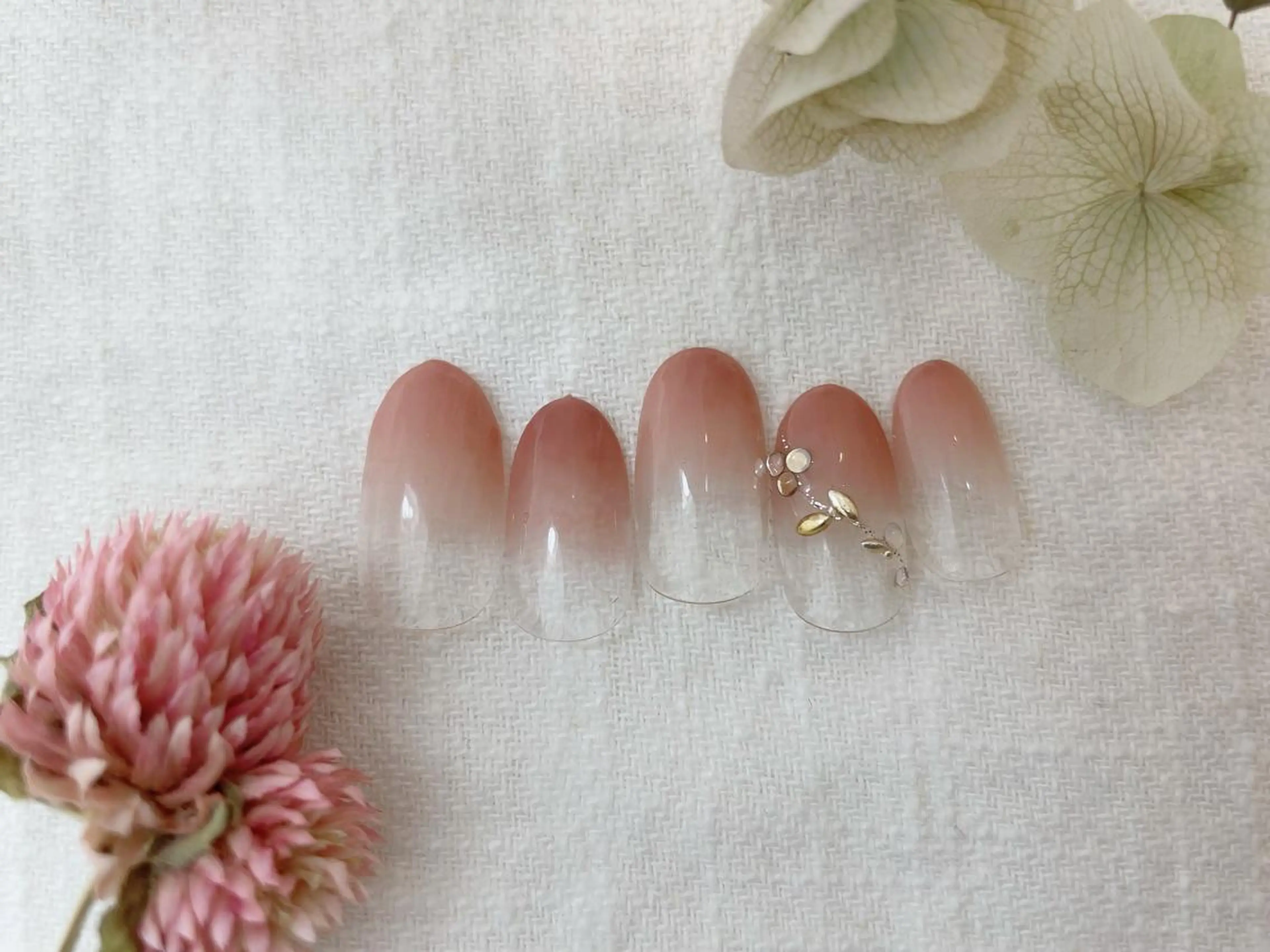 セミロング misa🌼 自由が丘のネイルデザイン