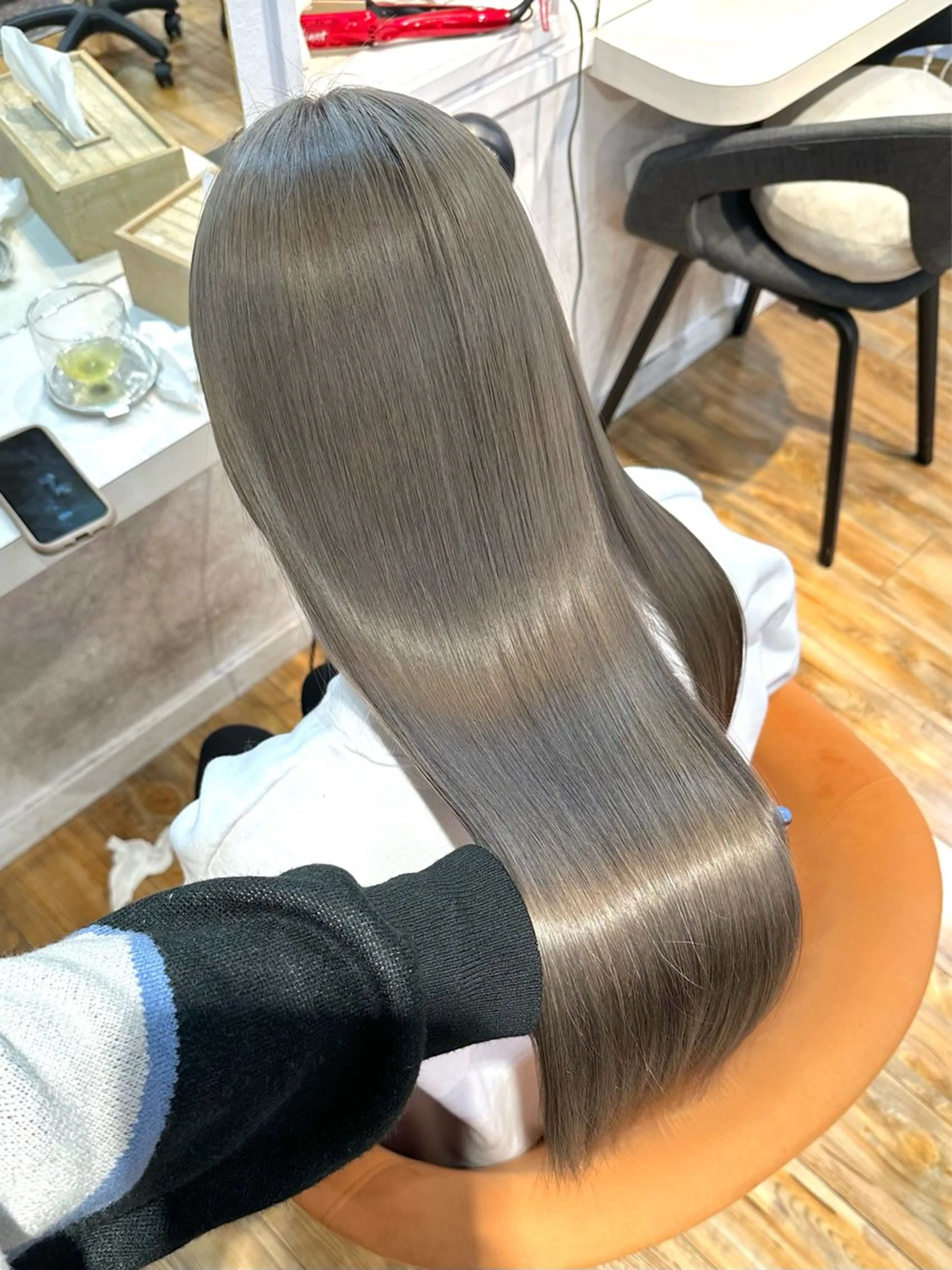 ロング カラー ハイトーンカラー ヘアカラー トリートメント FLAWEN. フロウエンのその他イメージ