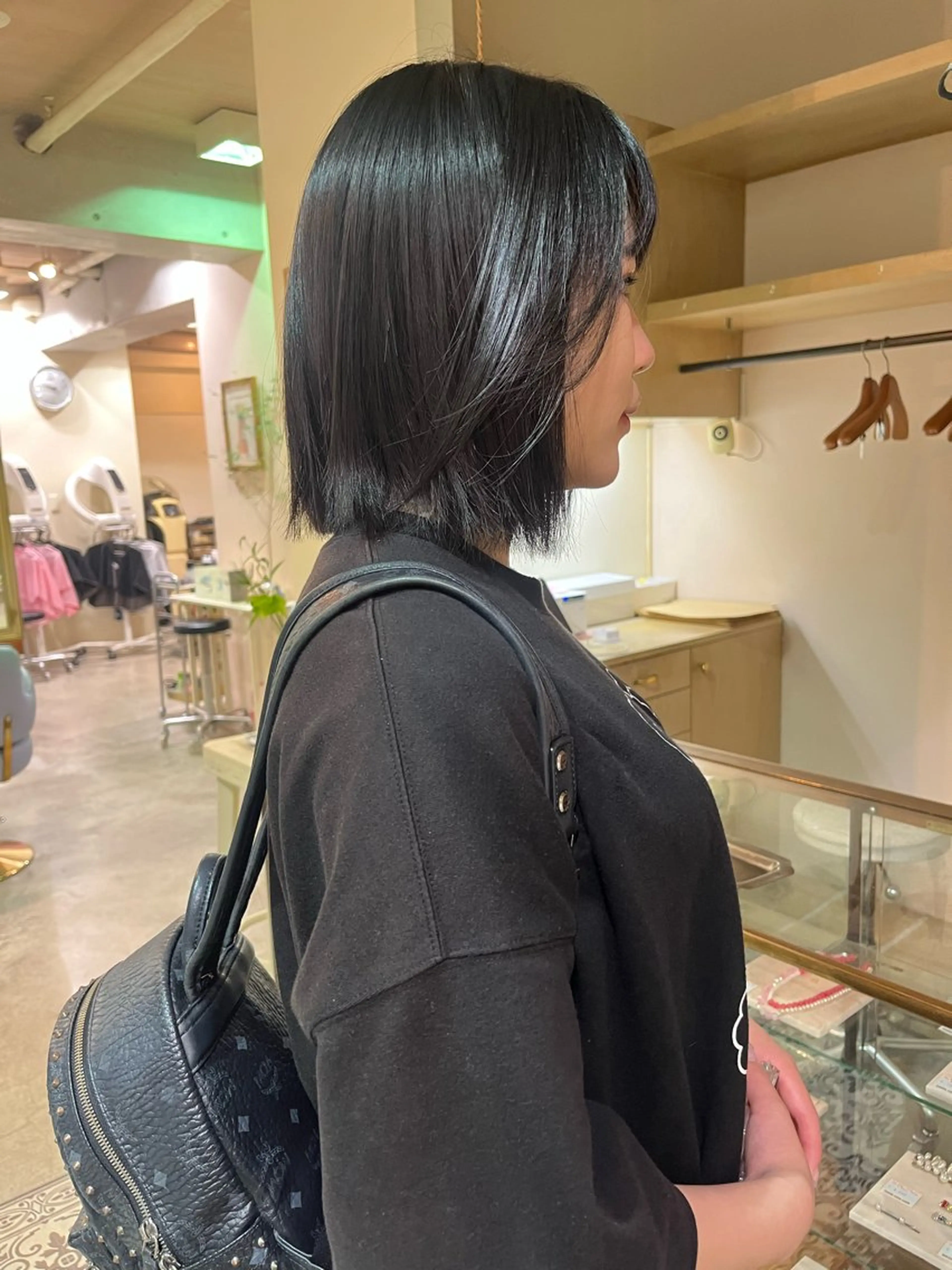 ミディアム カットモデル募集🤍 🐇anzuのヘアスタイル