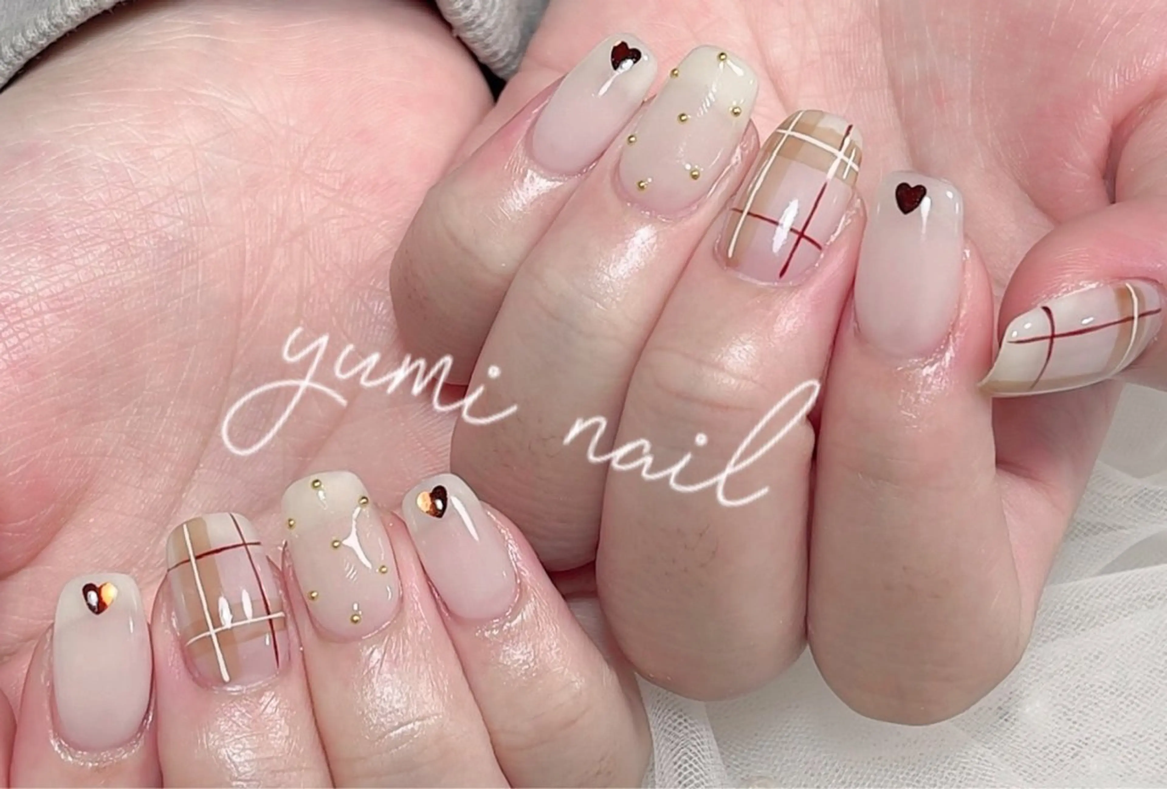 ネイル 𝐲𝐮𝐦𝐢🎀 長さ出しデザイン専門のネイルデザイン