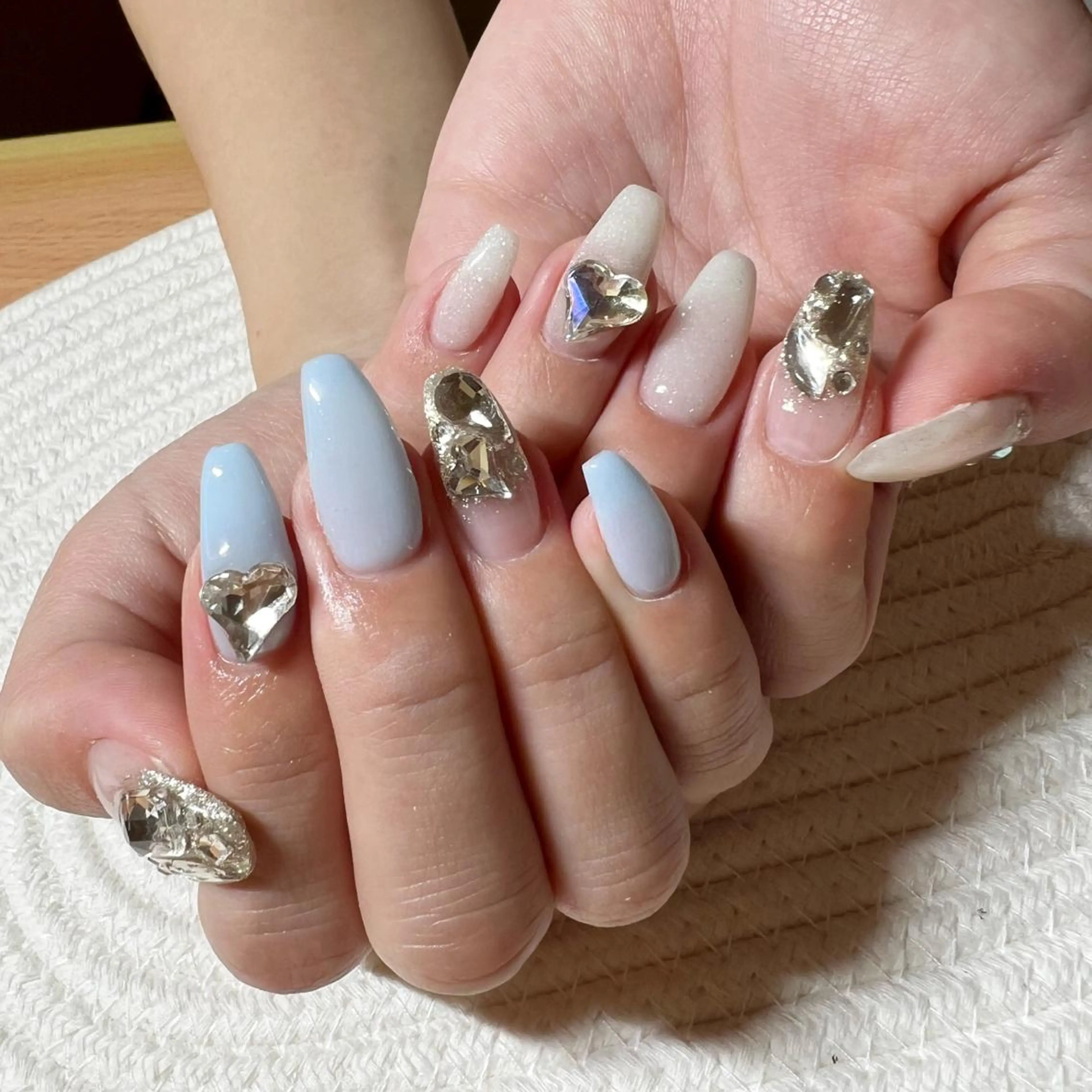 ネイル ハンドネイル liberté (リベルテ)のネイルデザイン