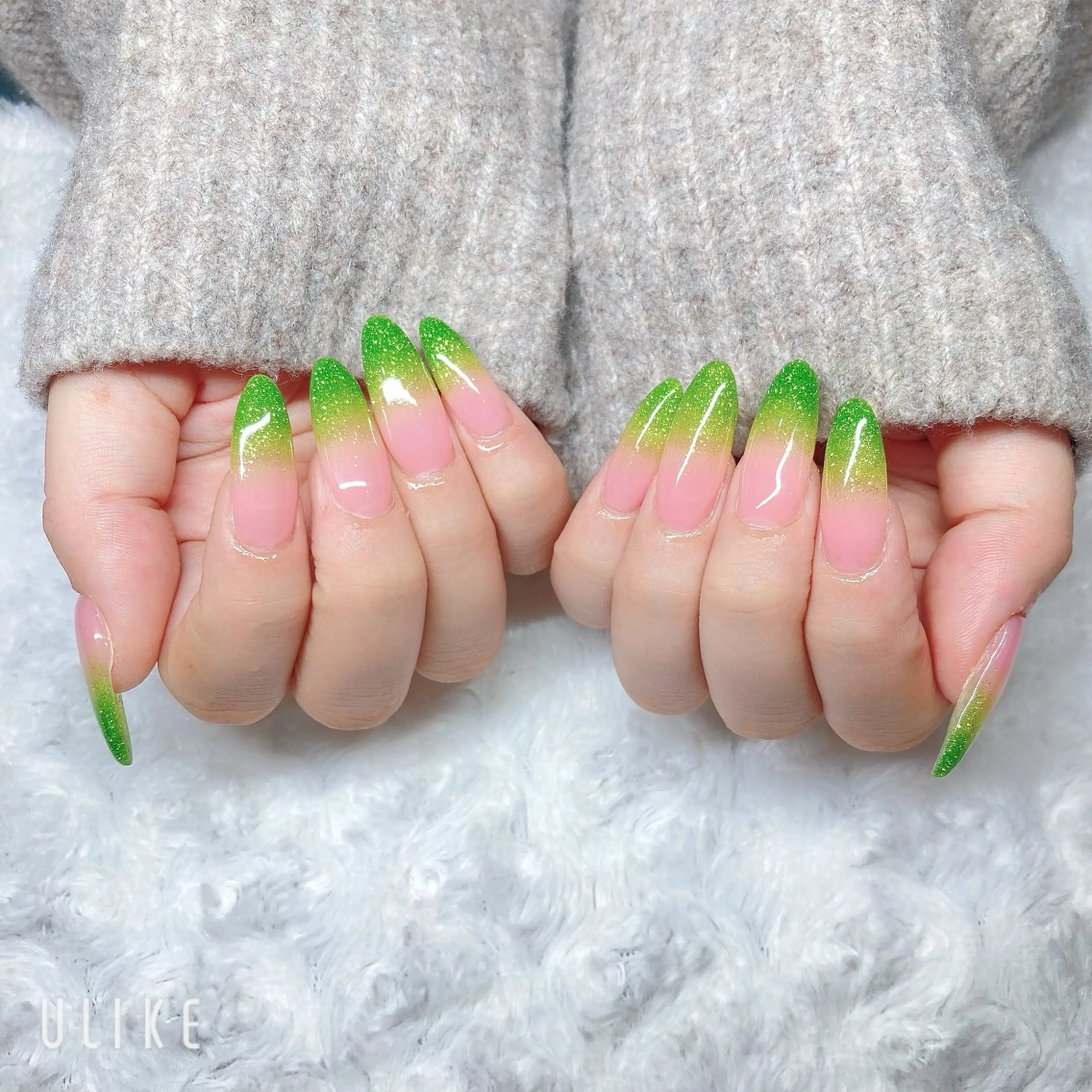 ネイル グラデーション ラメ(グリッター) ラメグラデーション Mugi ☆KOHARUのネイルデザイン