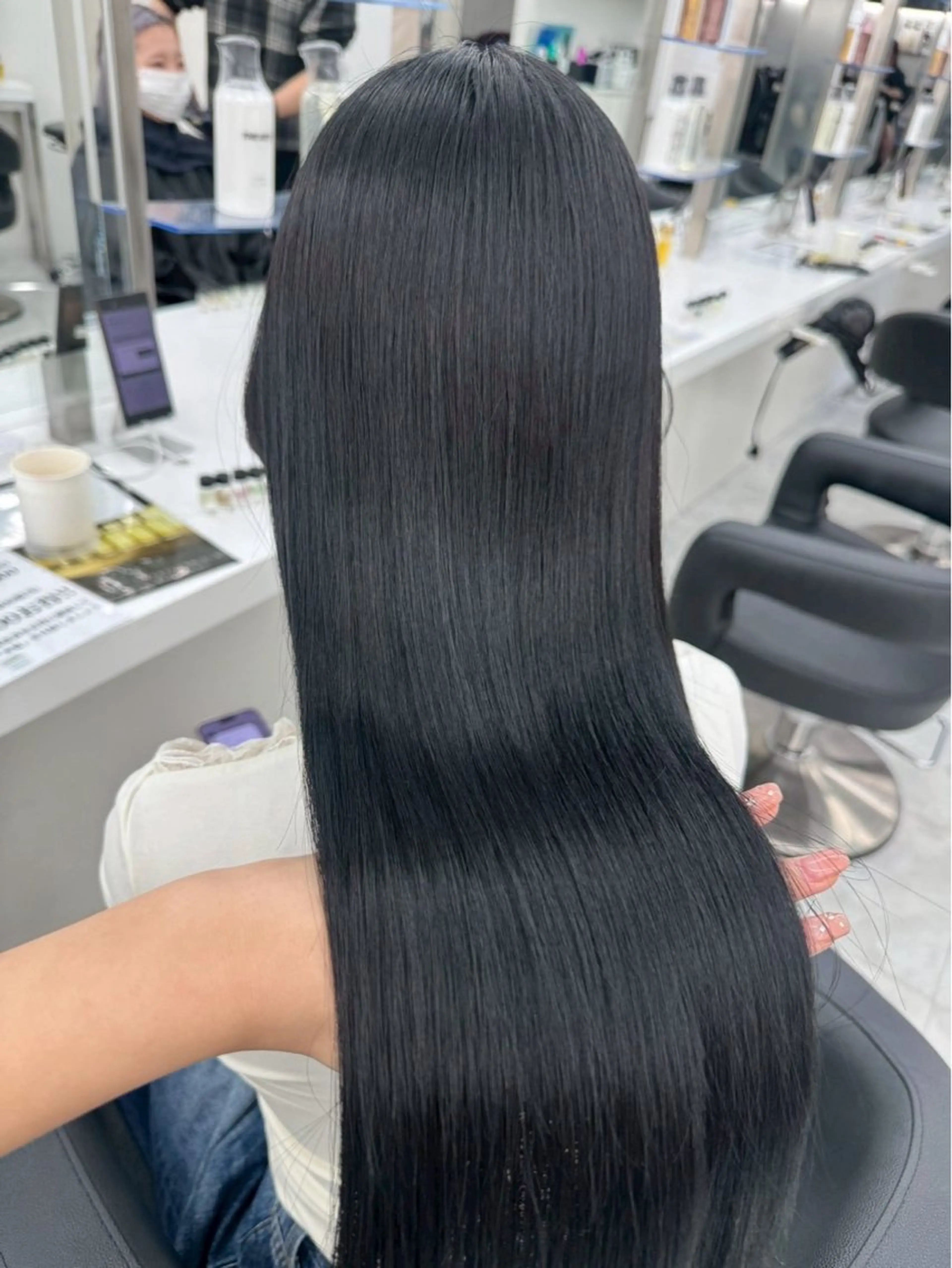 カラー 川邉 那月のヘアスタイル