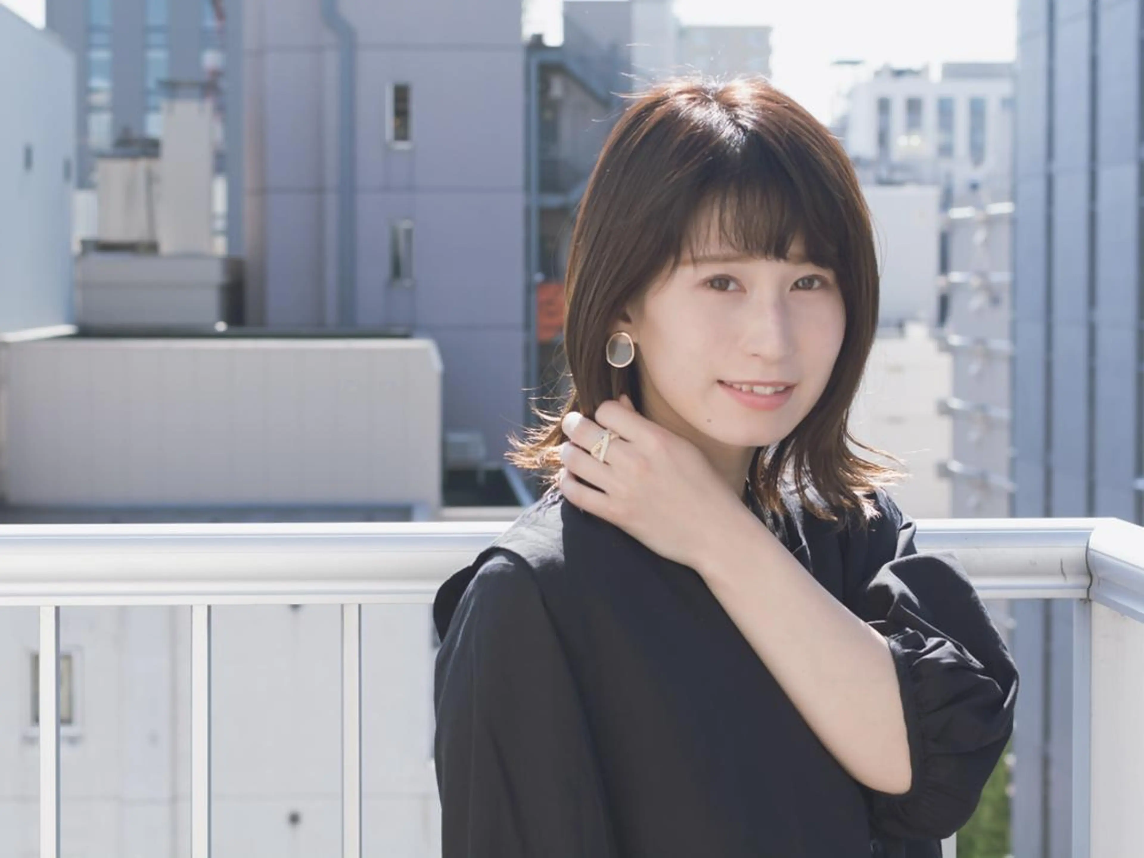 ミディアム カラー ショートボブ ベージュカラー ブルーカラー ブルージュ グレージュ 撮影モデル 斉藤 正敏のその他イメージ