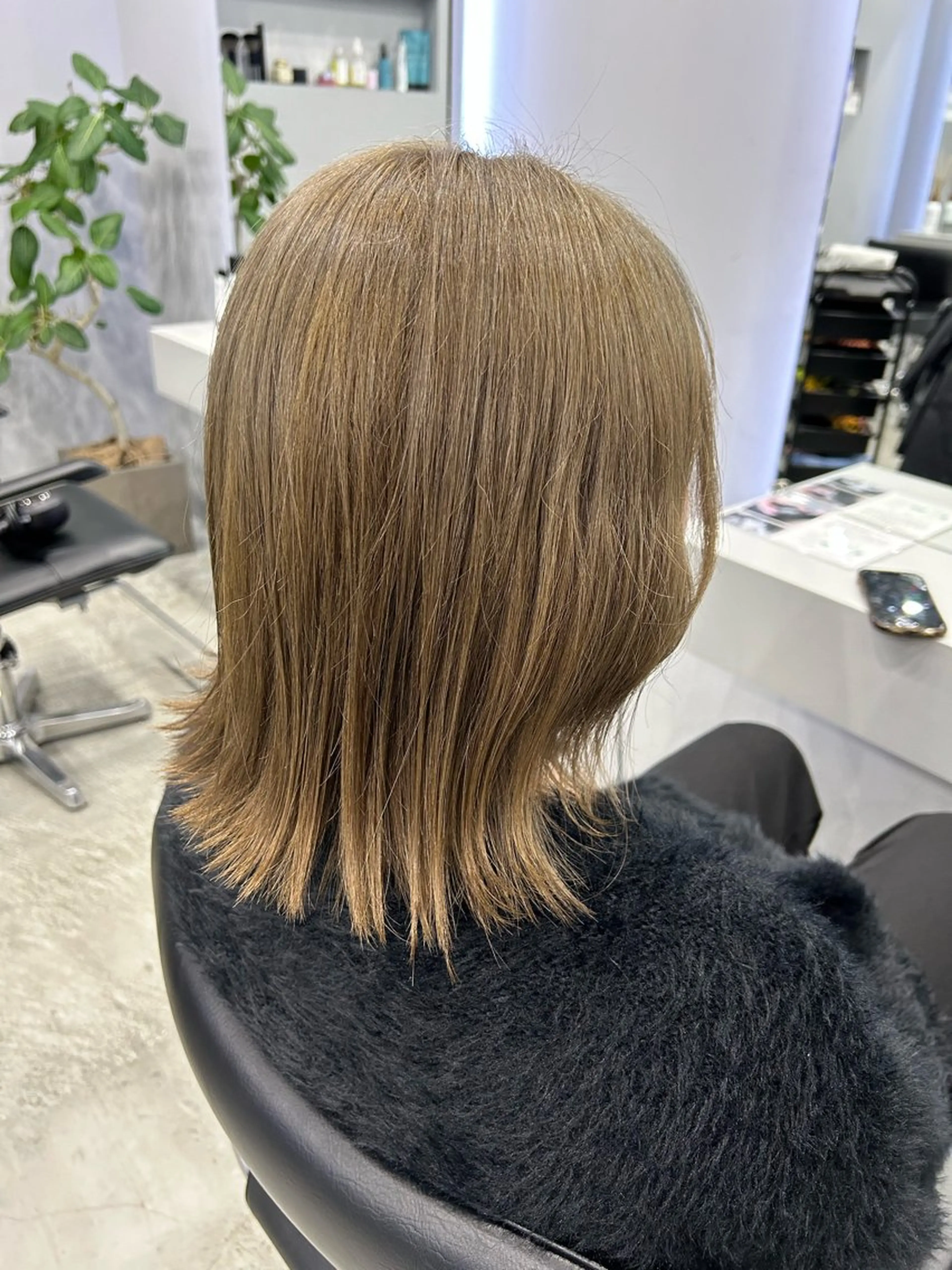 ミディアム 相川 玲央奈のヘアスタイル