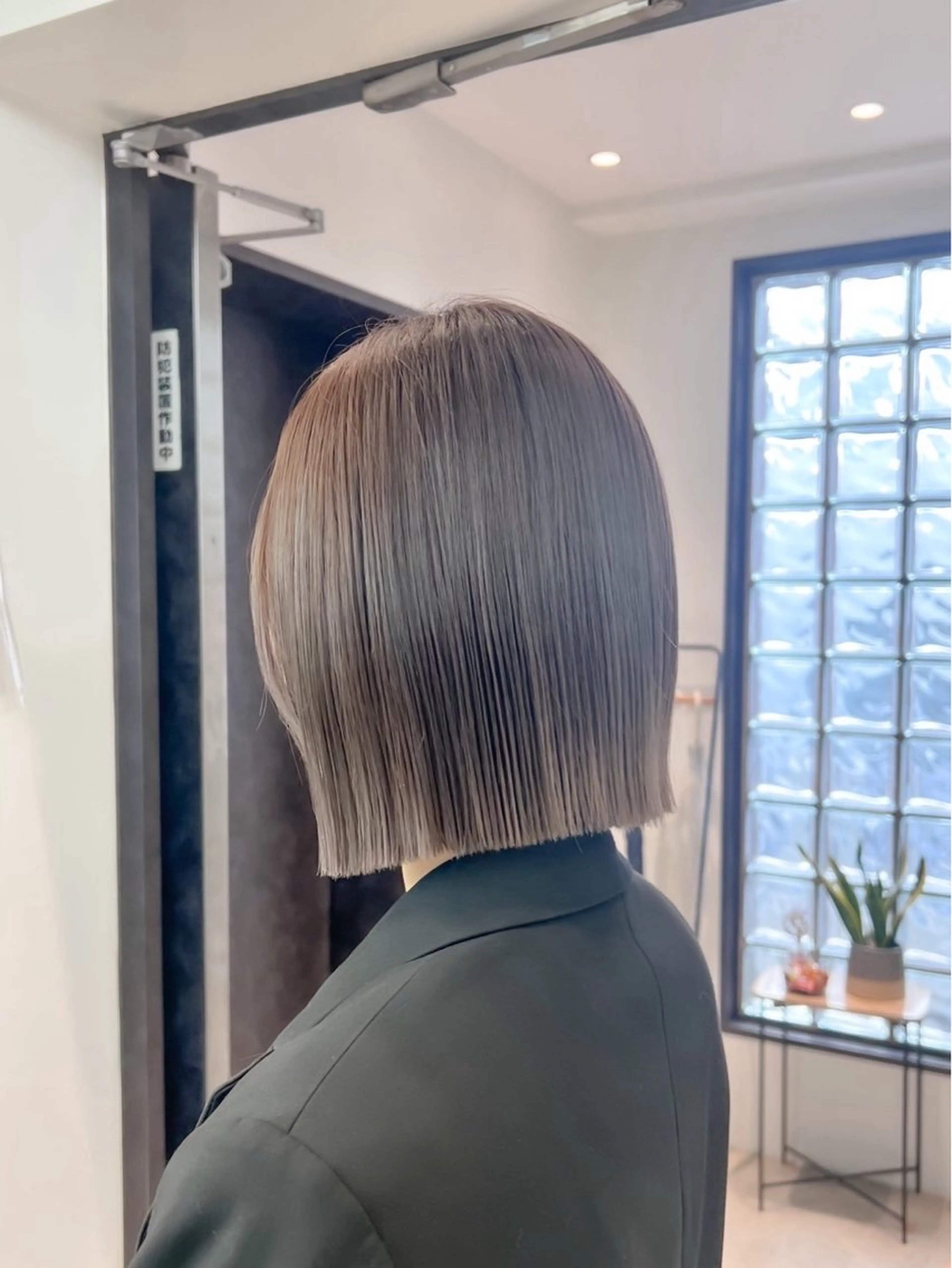 ミディアム ボブ 韓国風ヘア 🇰🇷韓国レイヤー 韓国風ボブのヘアスタイル