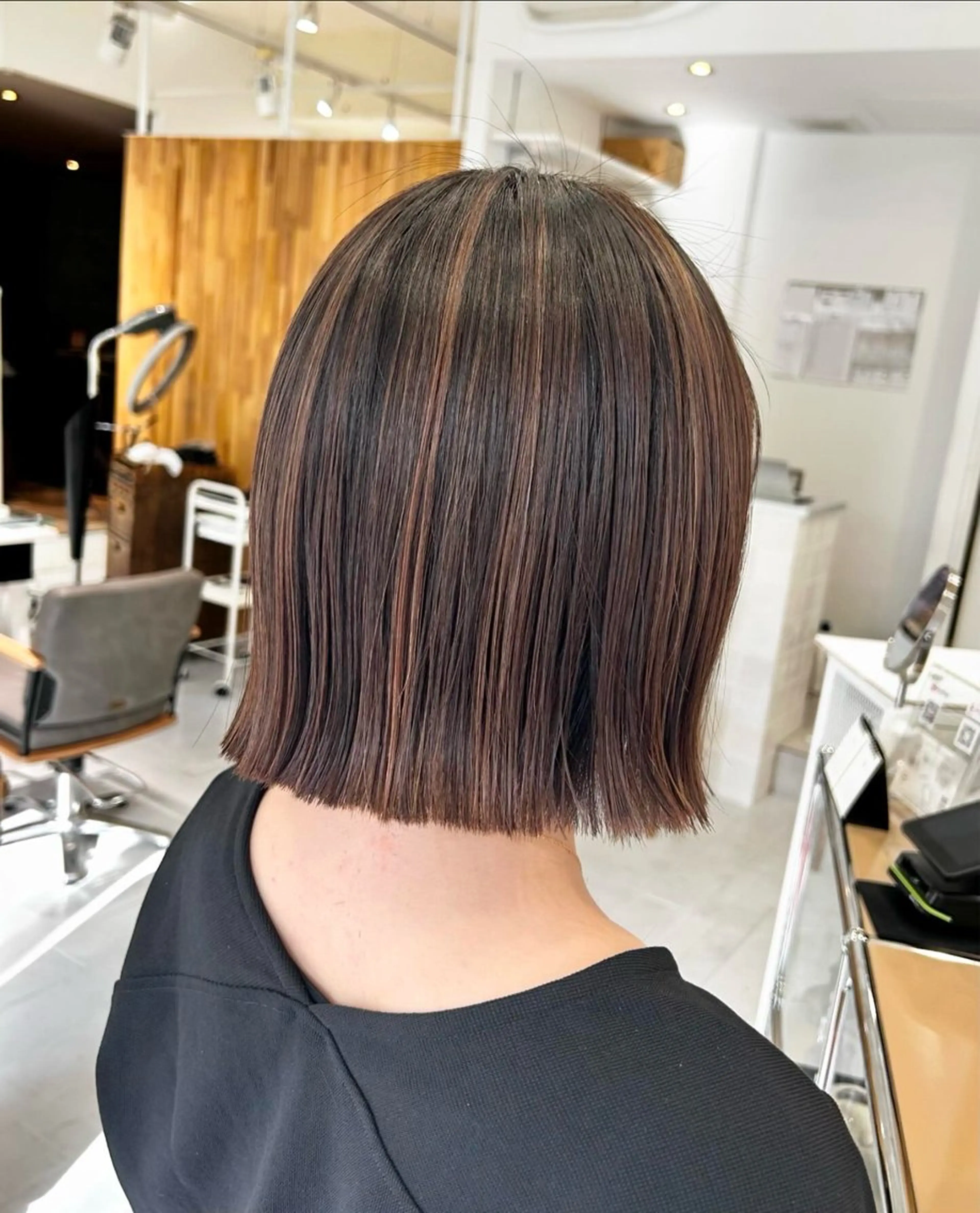 ショート カラー カット ヘアカラー トリートメント ぱつっとボブ/ 小野あかねのヘアスタイル