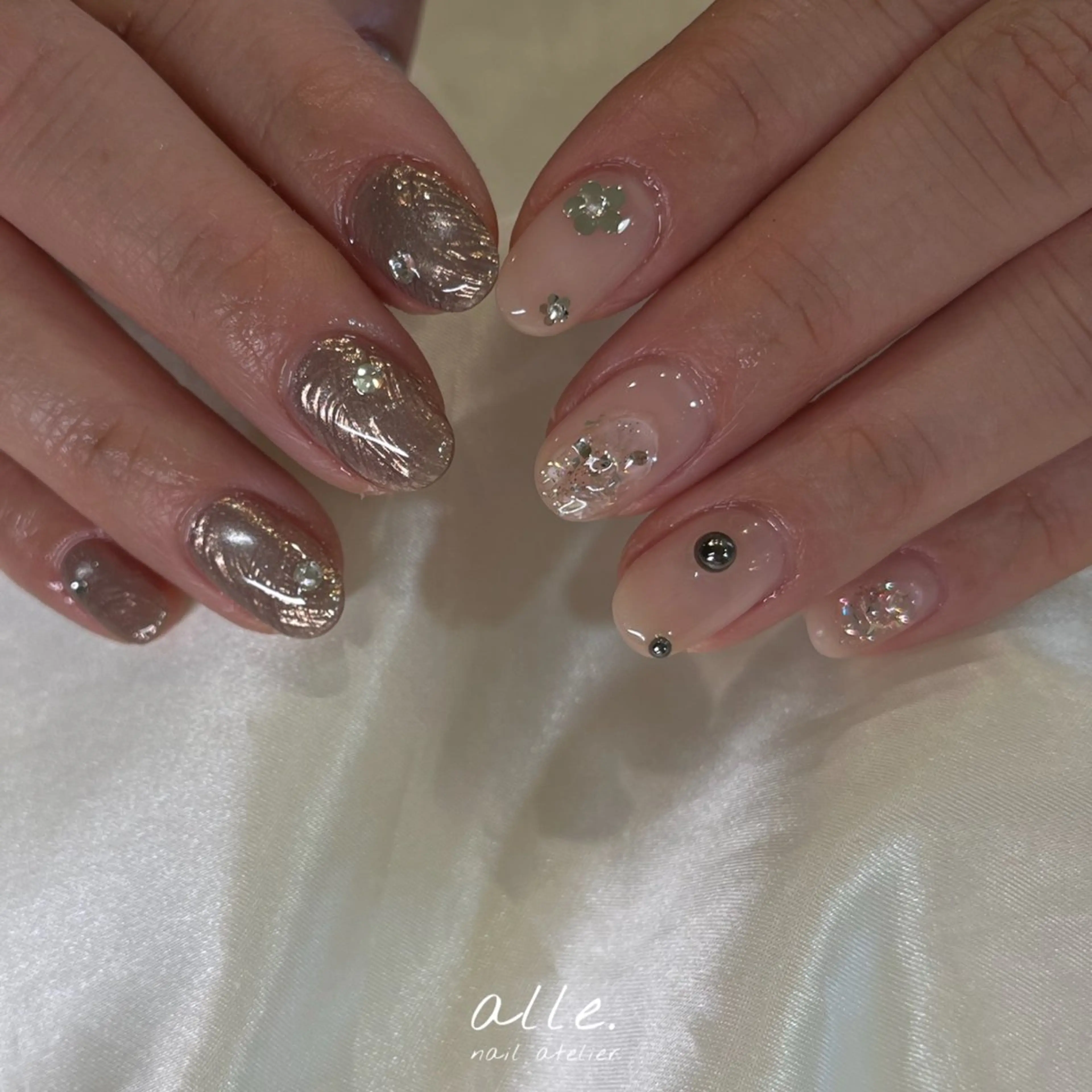 ネイル ハンドネイル atelier alle.のネイルデザイン