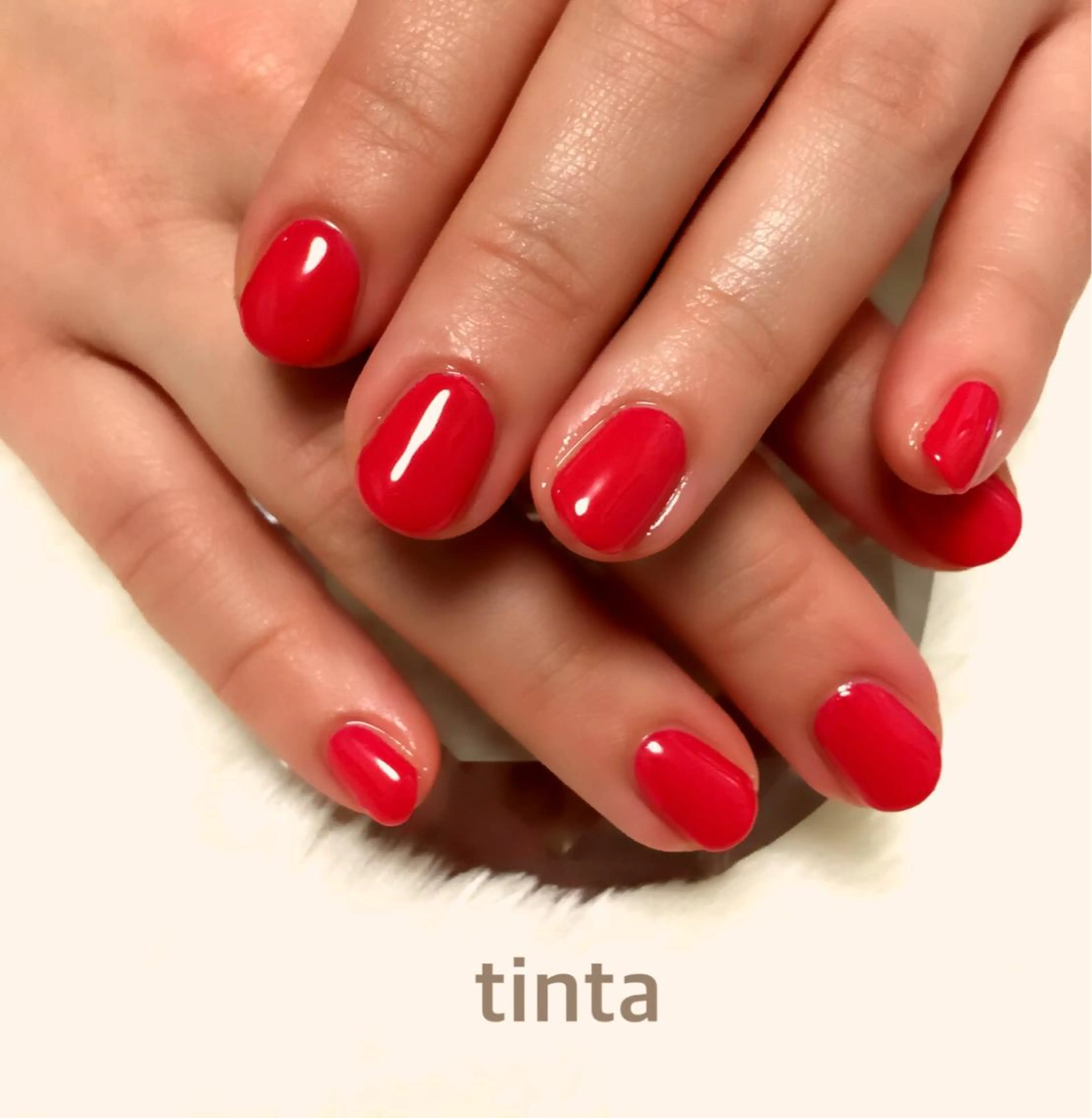 ネイル 赤色 馬場 典子のネイルデザイン