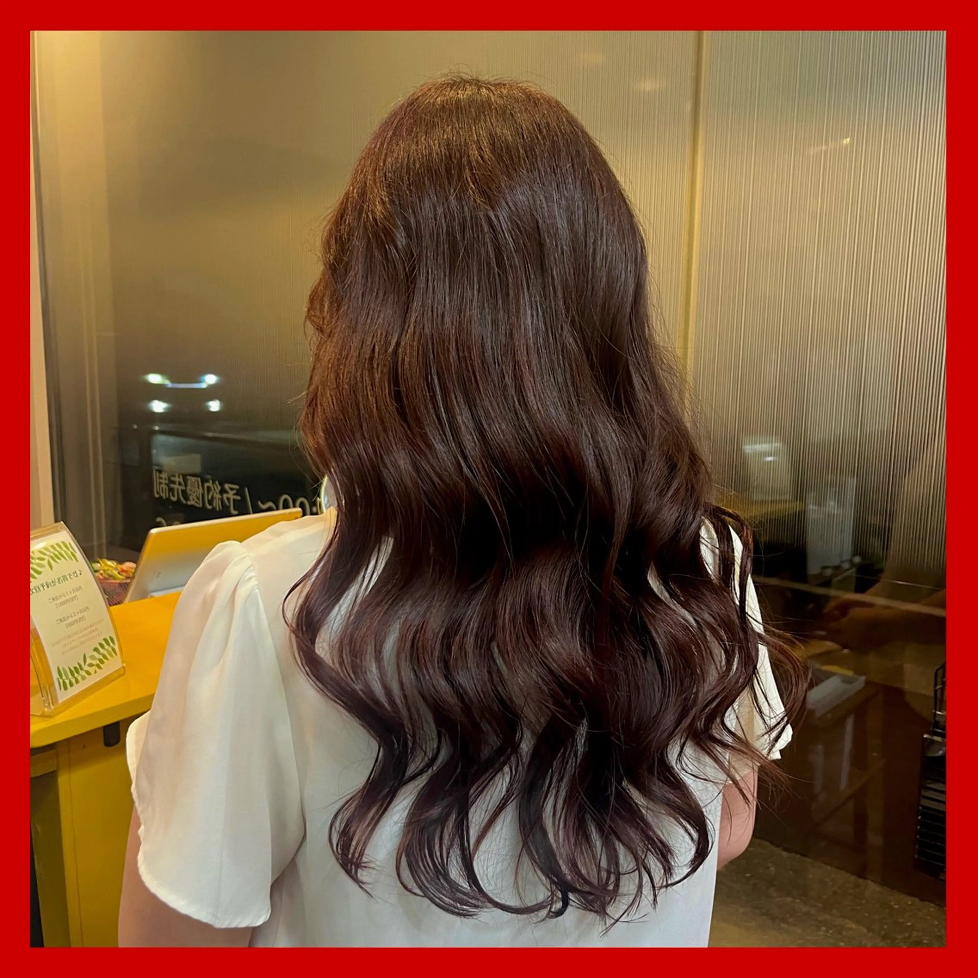 ロング カラー ブラウンカラー レッドカラー 谷口 瑠南のヘアスタイル