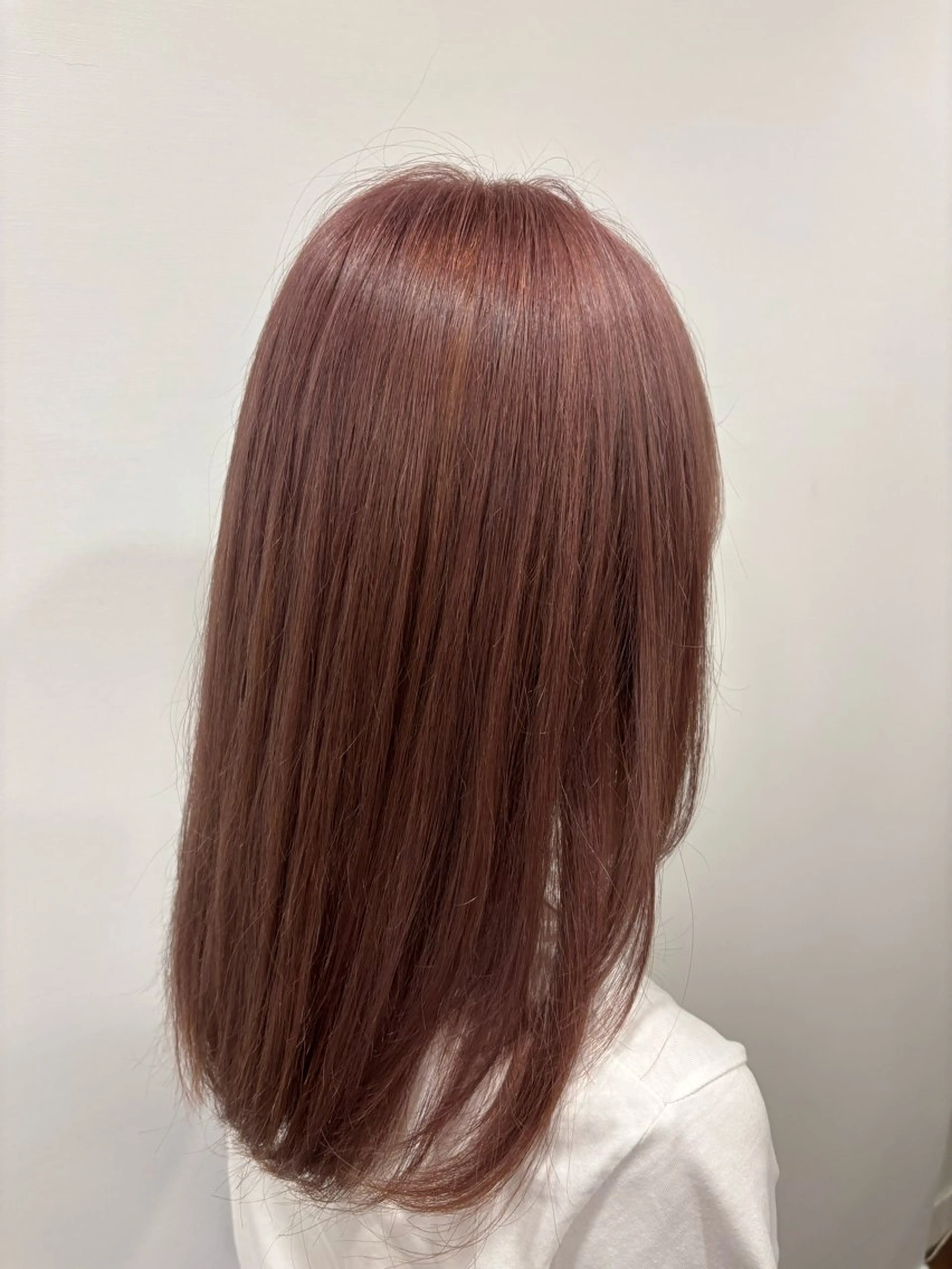 ロング カラー ベージュカラー ピンクカラー ピンクベージュ 井上 悠人のヘアスタイル