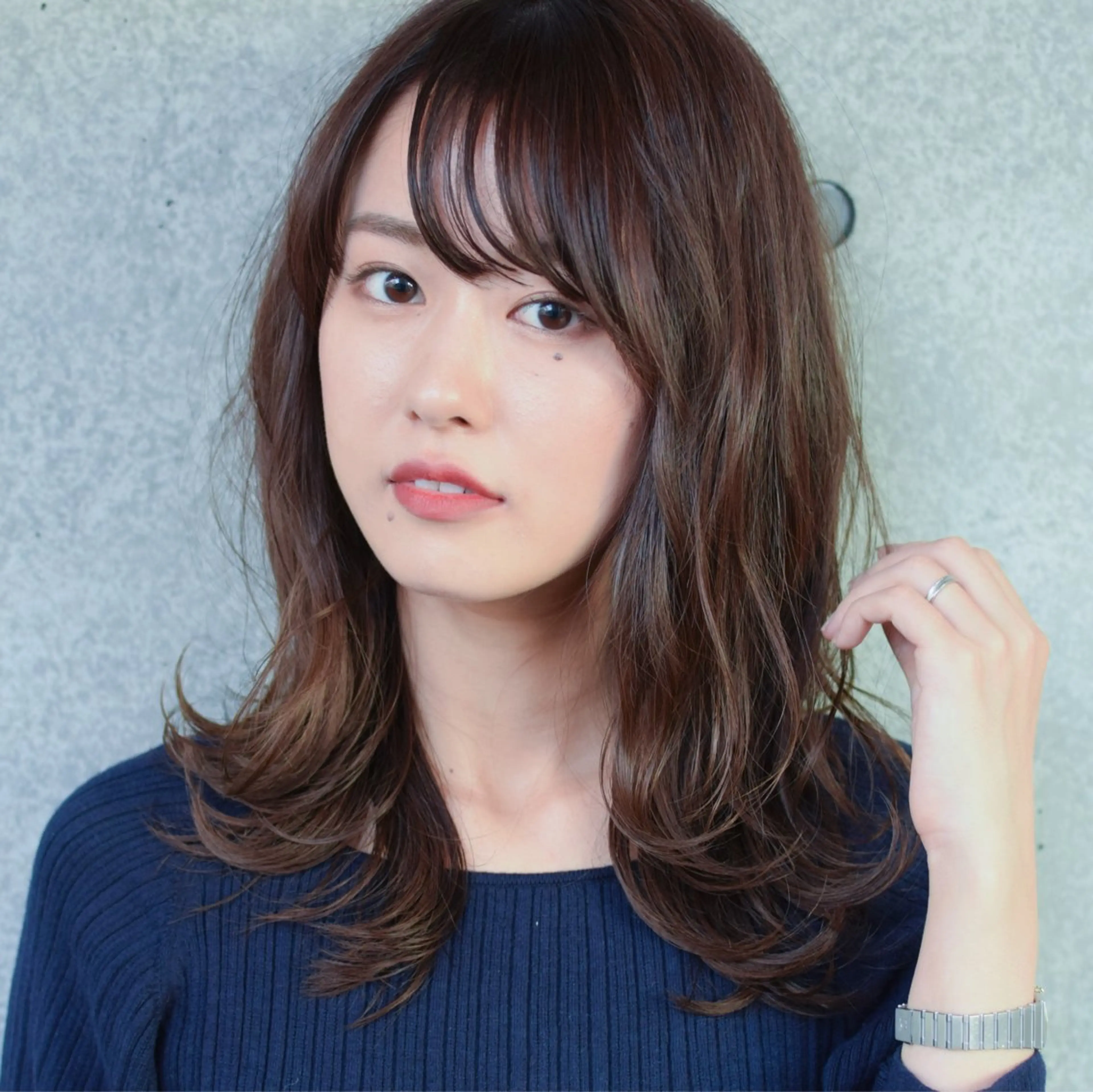 セミロング カラー イルミナカラー トリートメント クスノキ ヤスタカのヘアスタイル