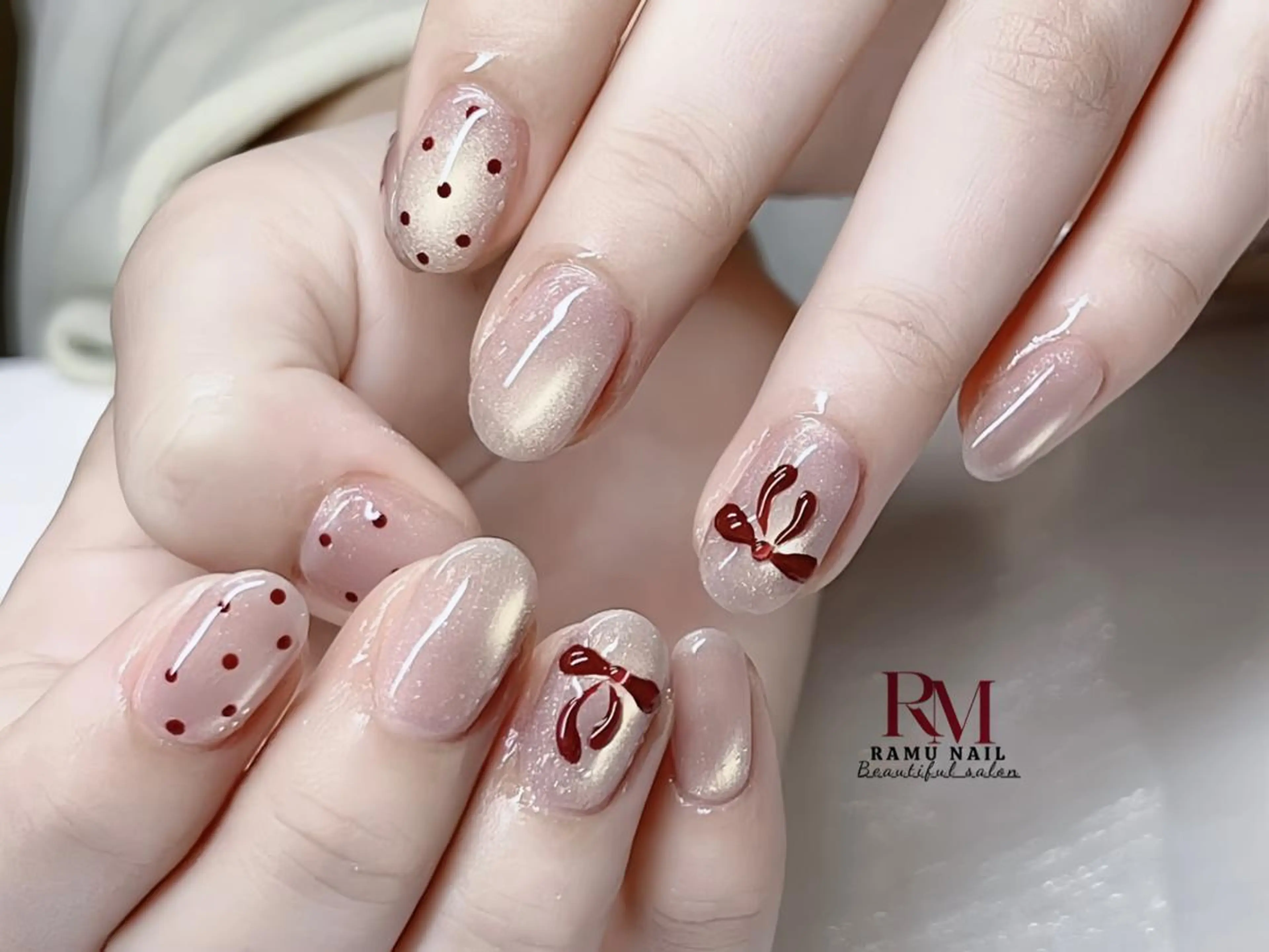 ネイル チークネイル フレンチネイル グラデーション マグネットネイル ネイルチップ ハンドネイル RAMU_Nail 池袋店のネイルデザイン