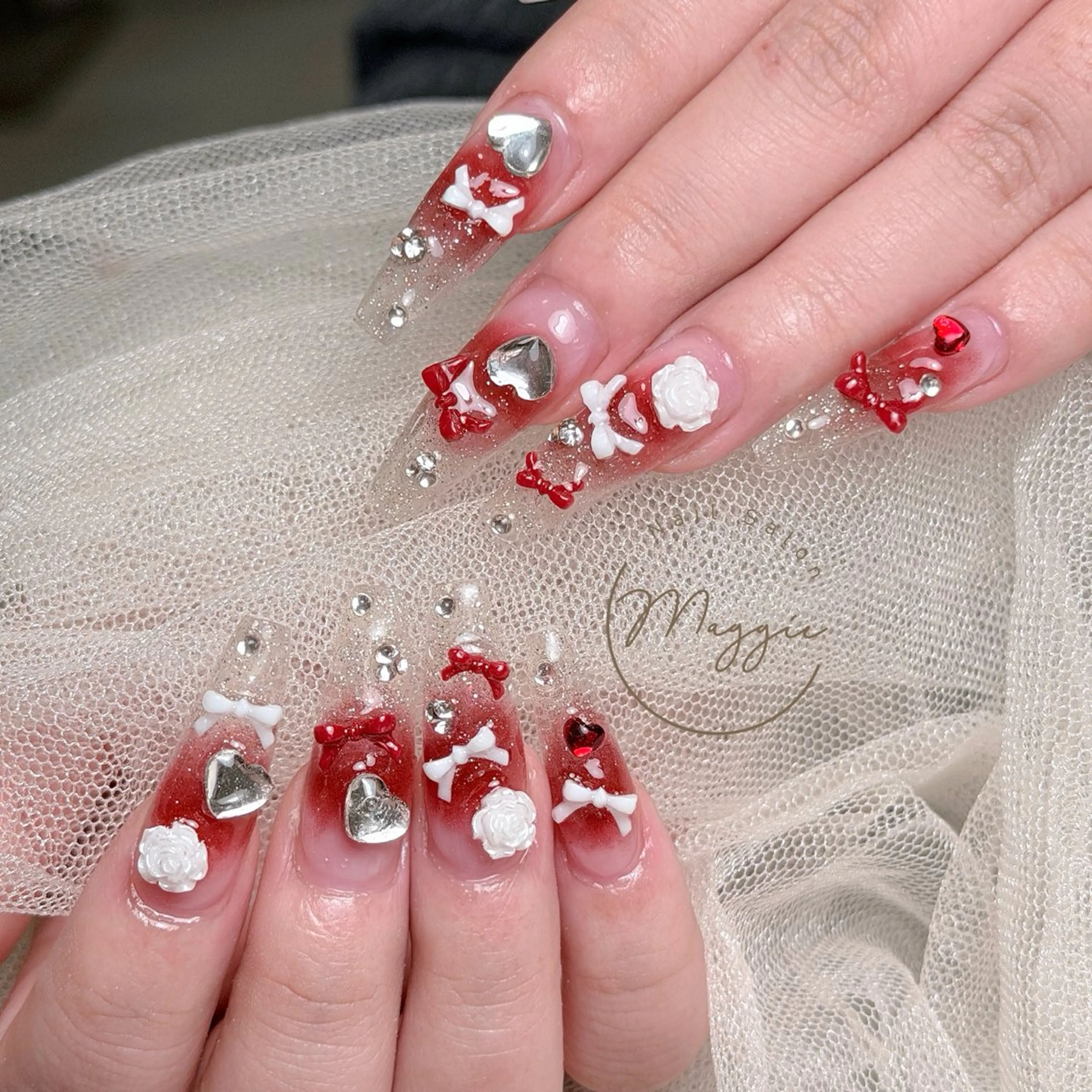 ネイル Maggie Nail🦩のネイルデザイン