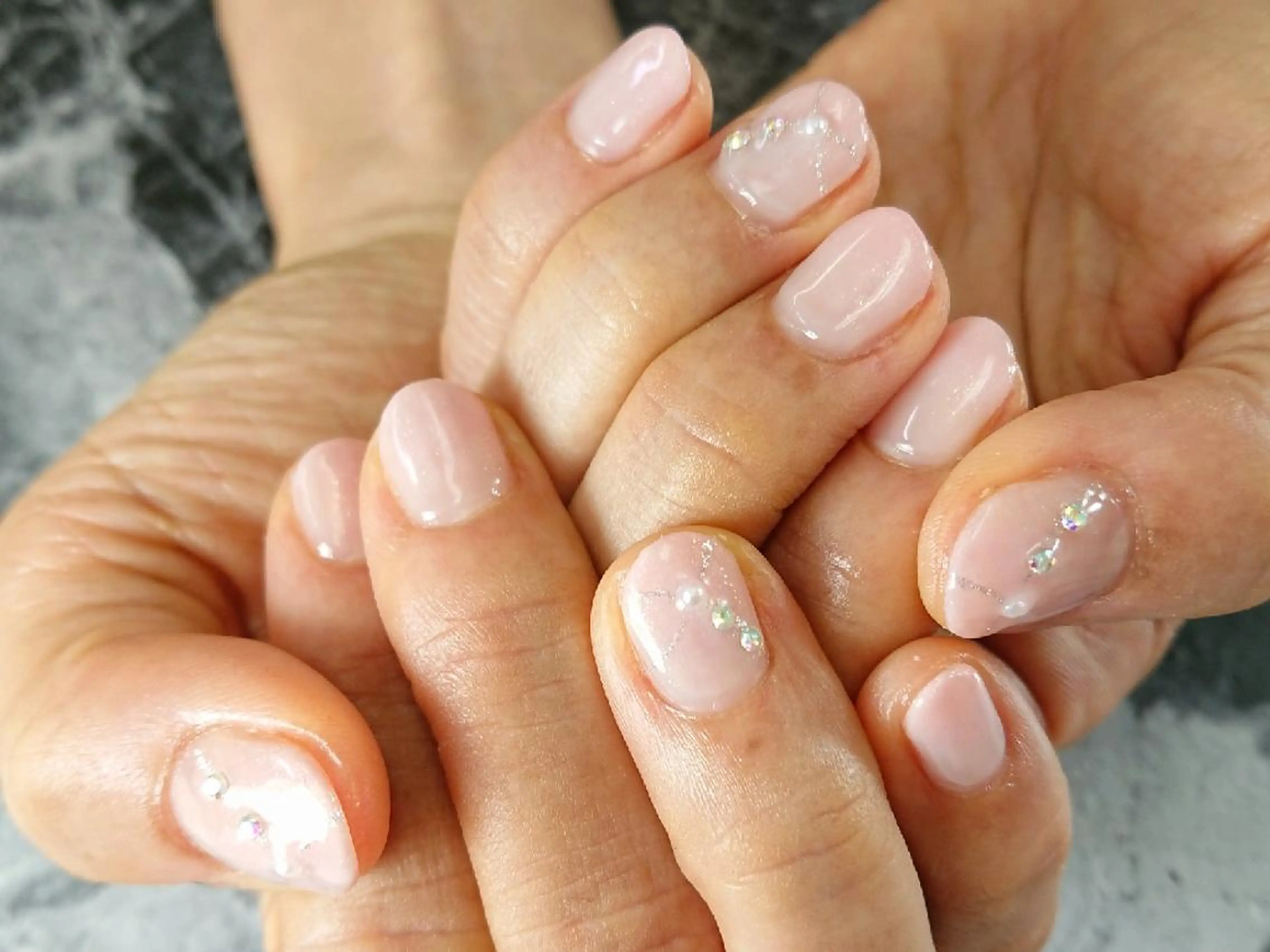 ネイル グラデーション ピンク 林 珠里のネイルデザイン