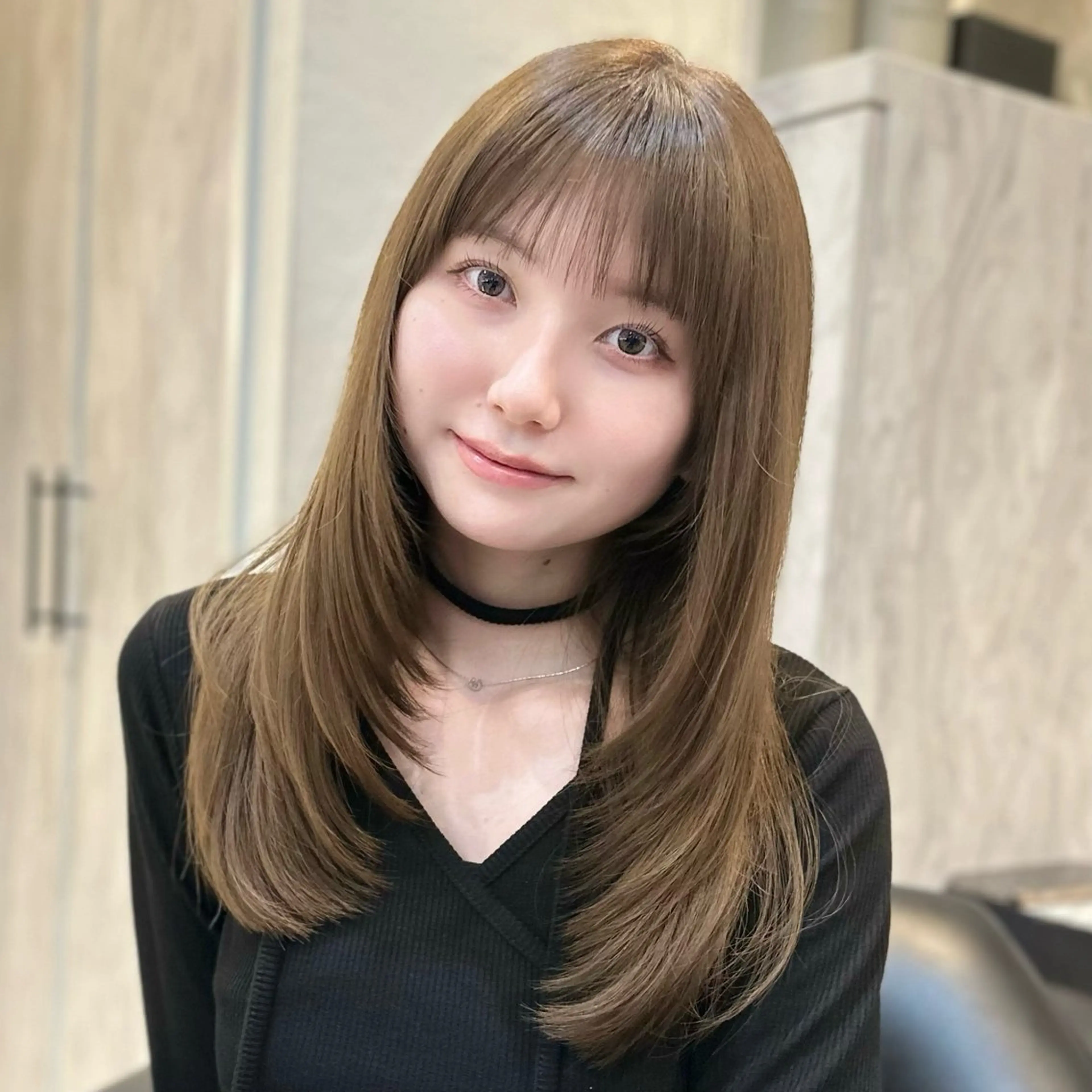 セミロング カット ヘアカラー トリートメント 🌹ハッシュカット、 レイヤー韓国ヘア🌹のヘアスタイル