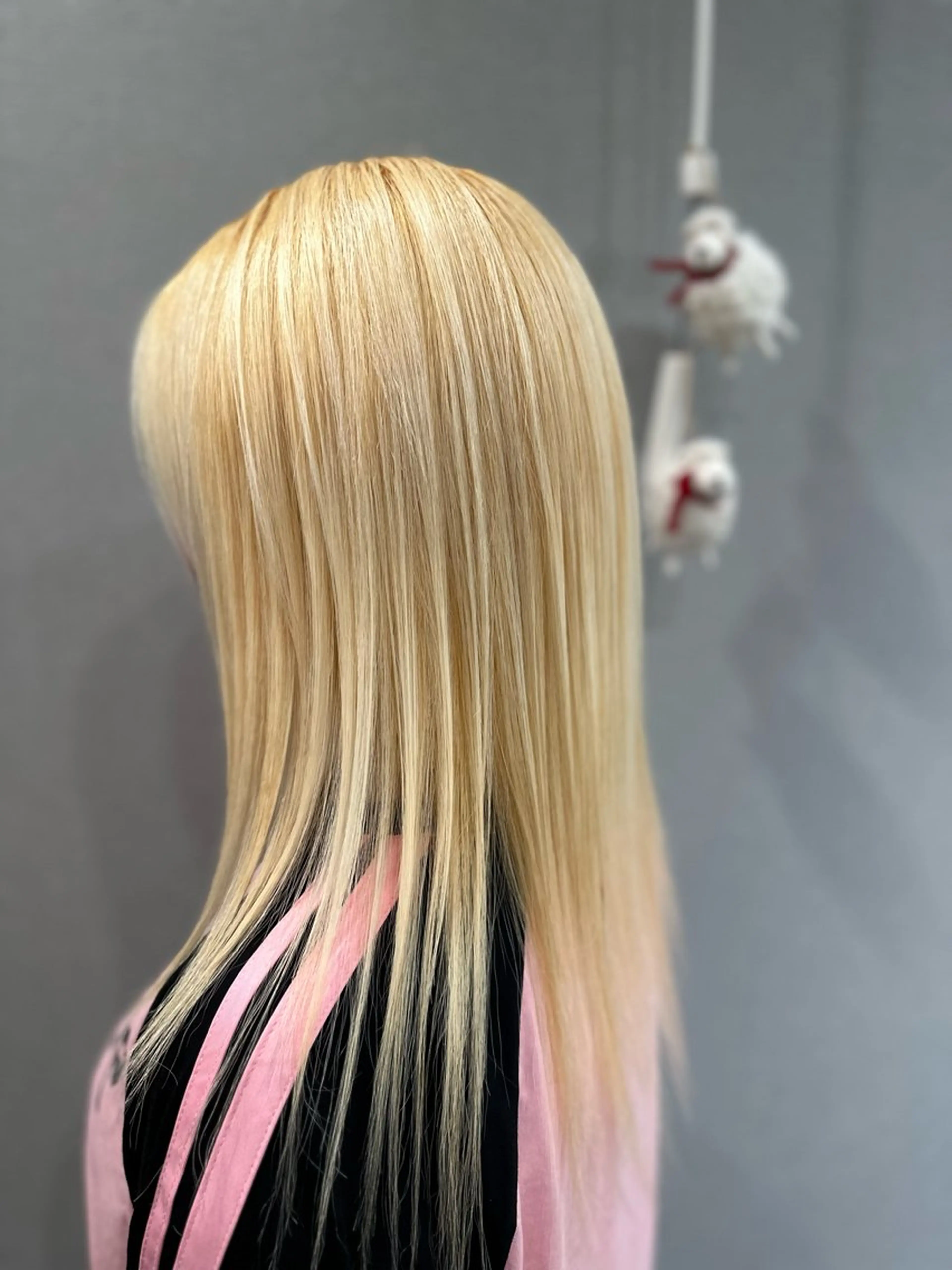 ロング ヘアカラー K Harukaのヘアスタイル