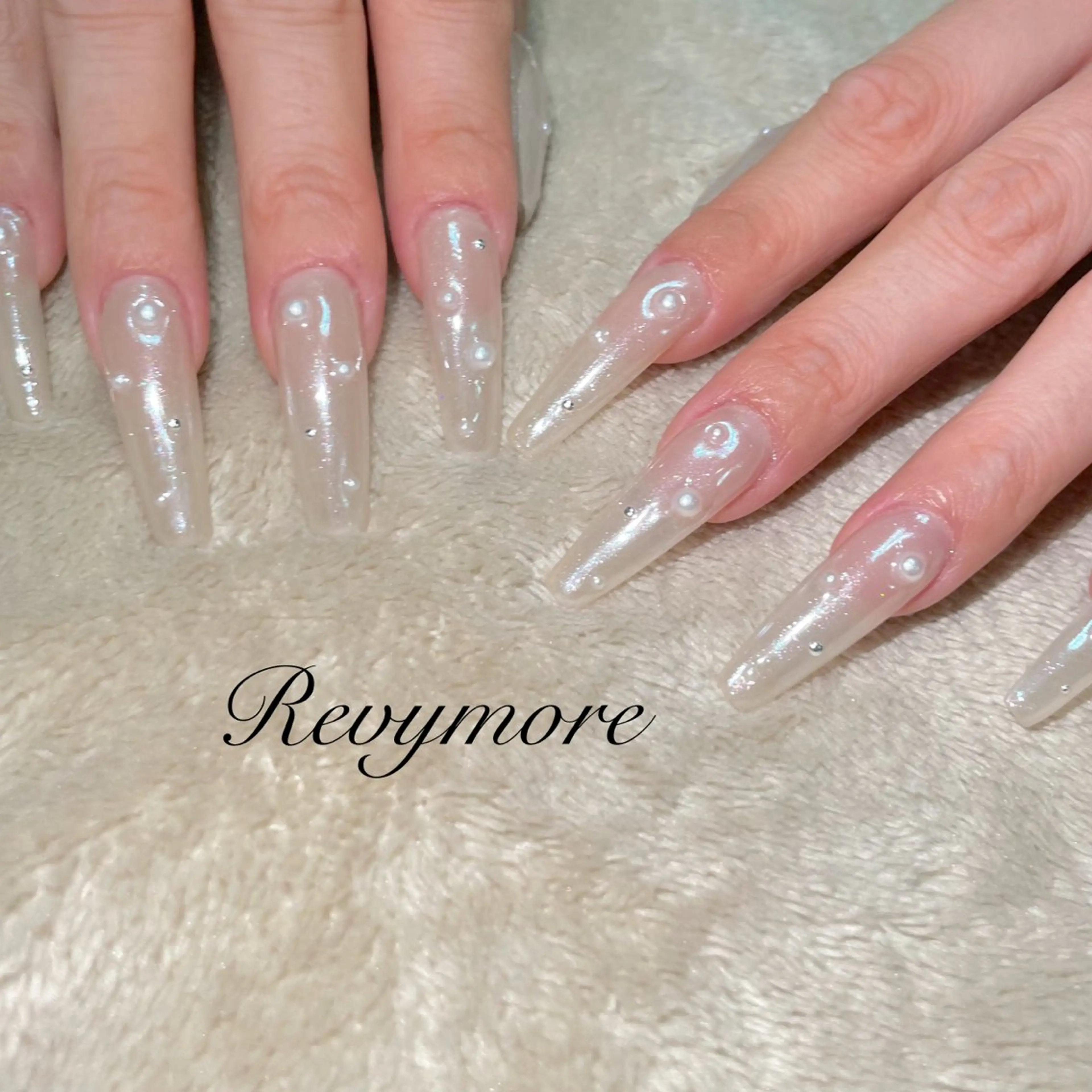 ネイル ジェルネイル 韓国ネイル ミラーネイル ニュアンスネイル オフィスネイル nail salon Revymoreのネイルデザイン