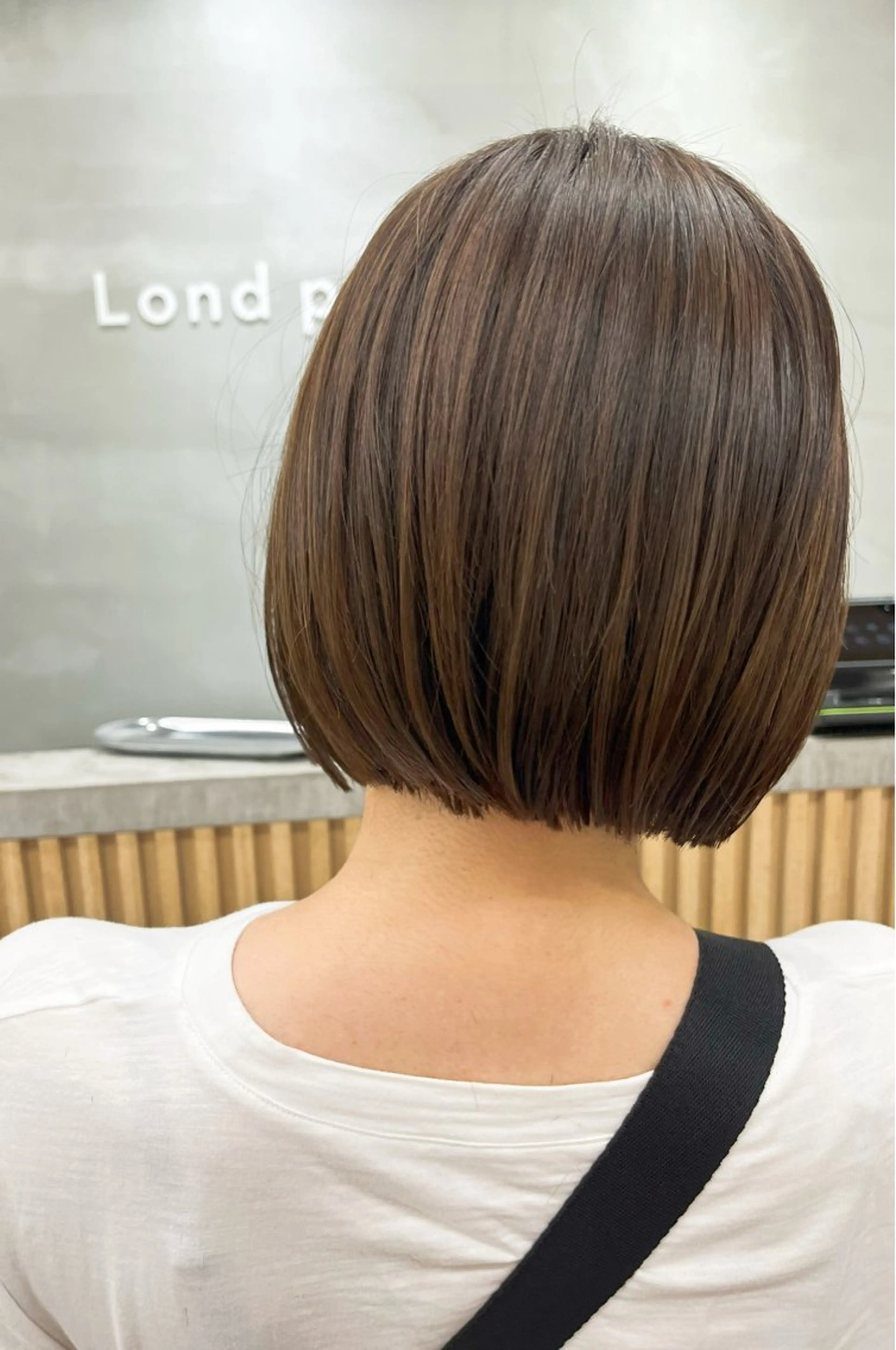ショート カラー 浦和Lond 山本賢人のヘアスタイル