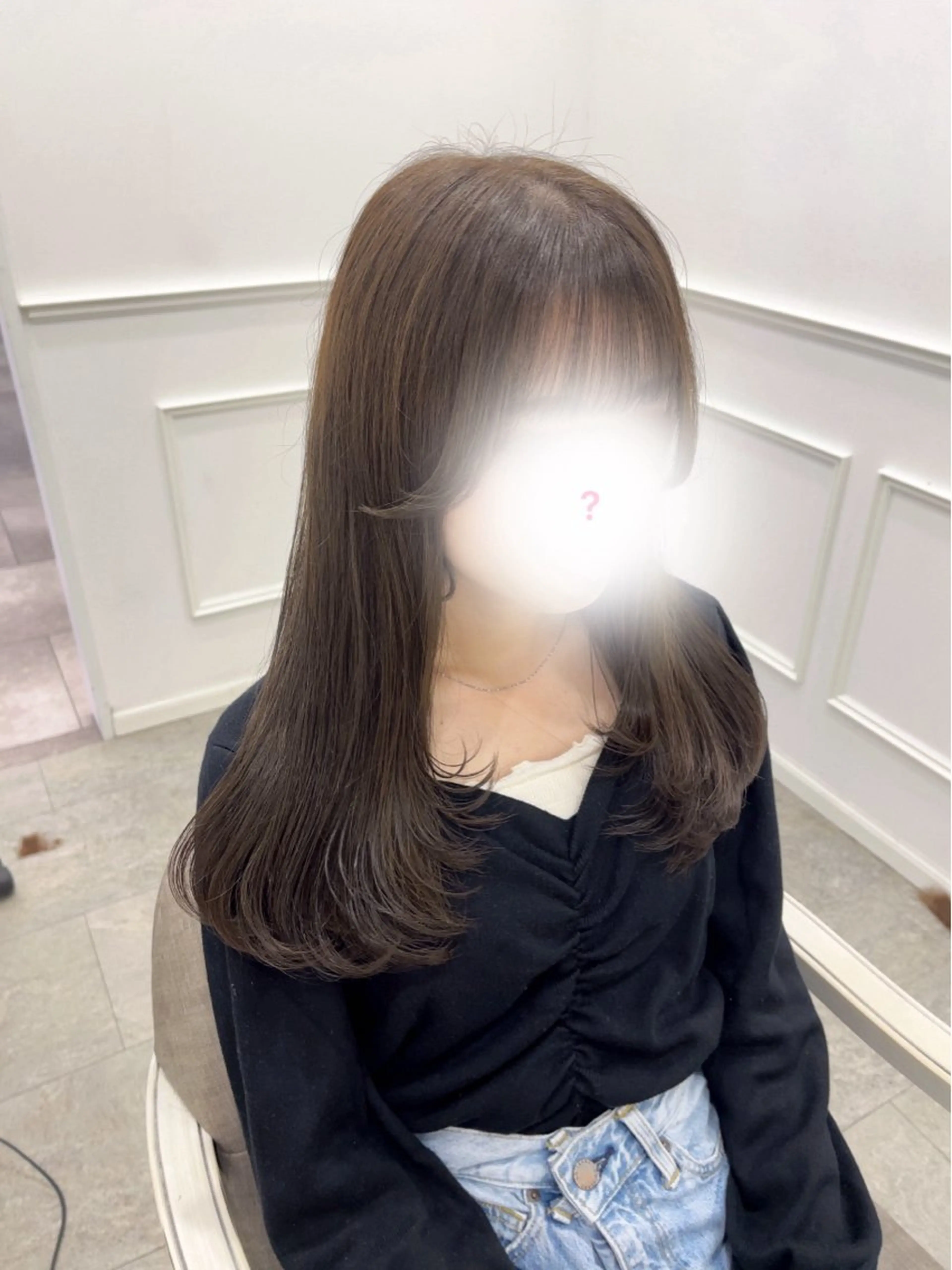 セミロング カラー 新井 凪のヘアスタイル