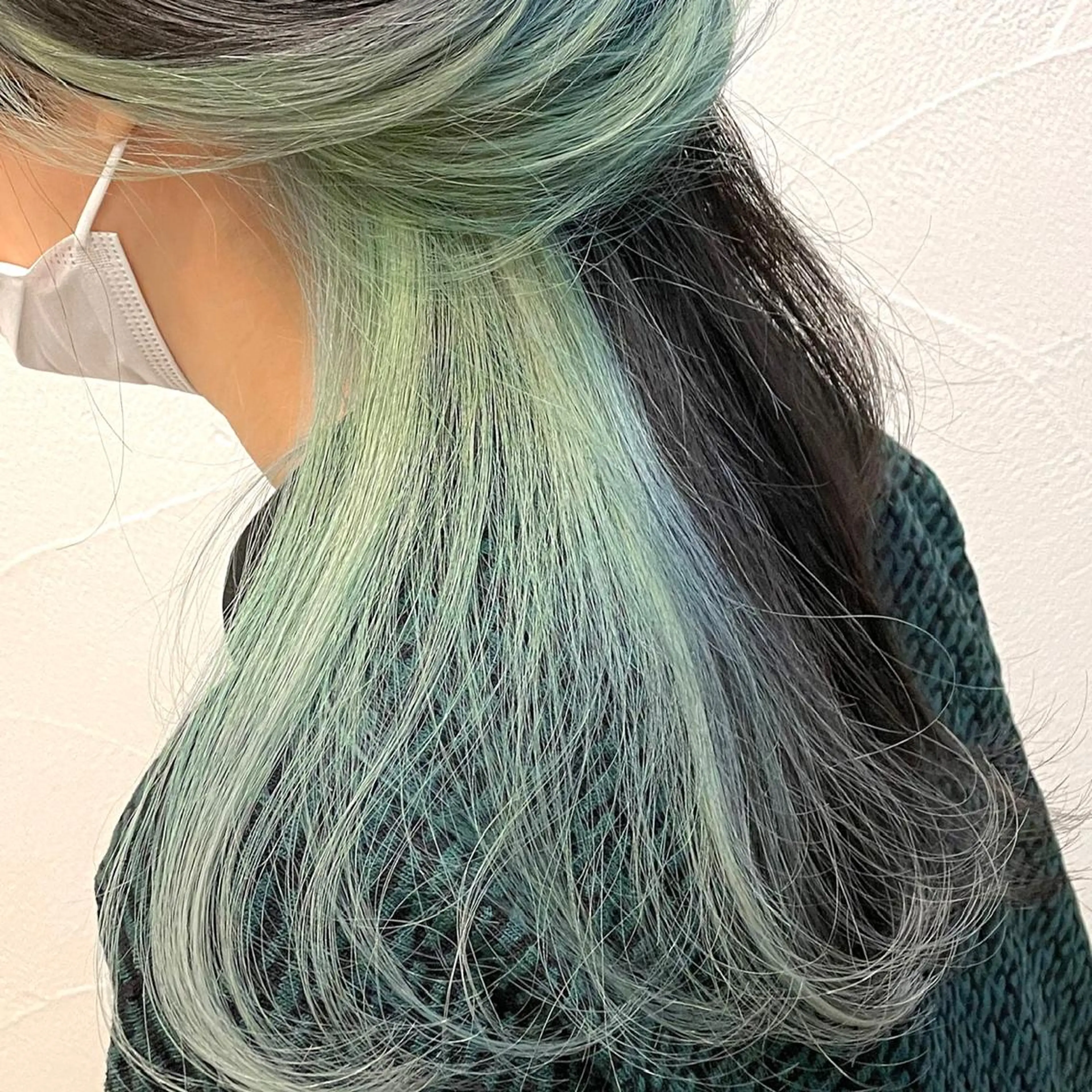 セミロング ヘアカラー 王子田 隼のヘアスタイル