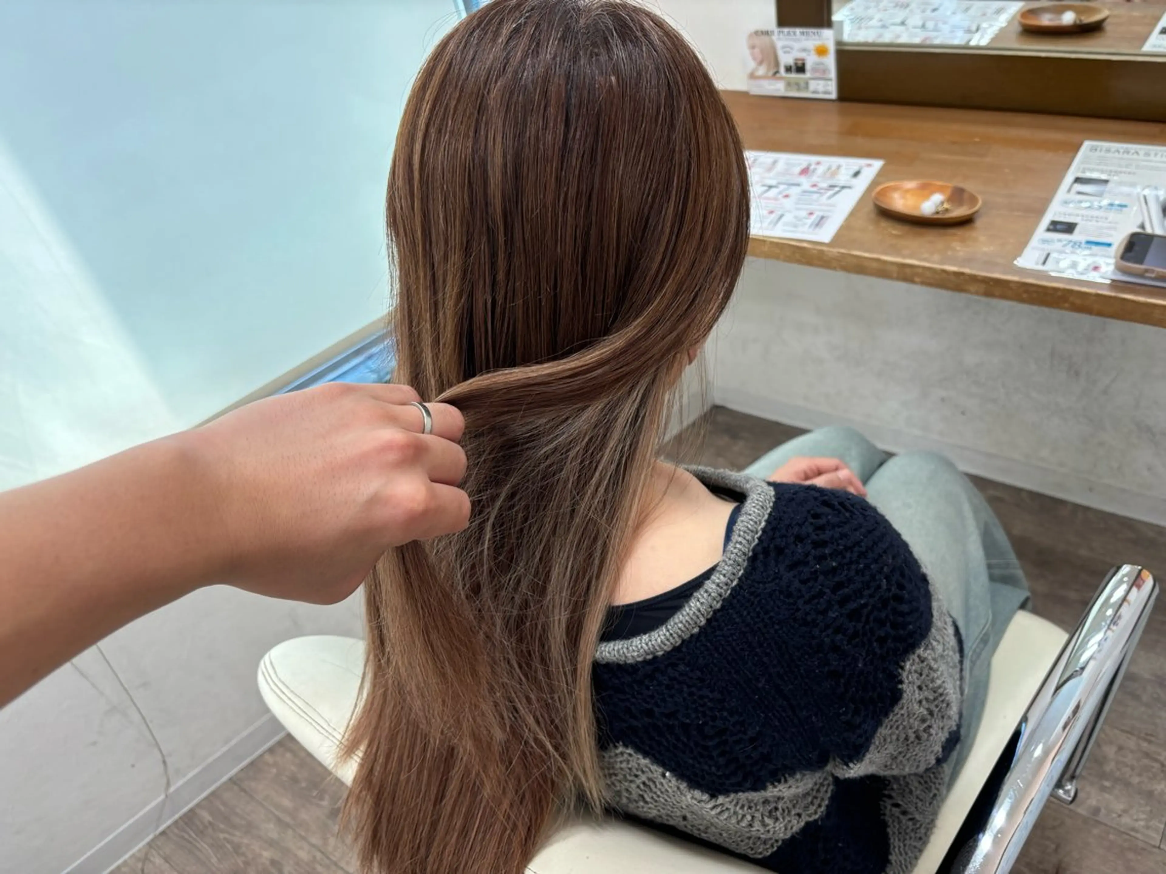 ロング カラー インナーカラー エクステ ヘアカラー エクステ 艶カラー🫧/シール エクステRYOKAのヘアスタイル