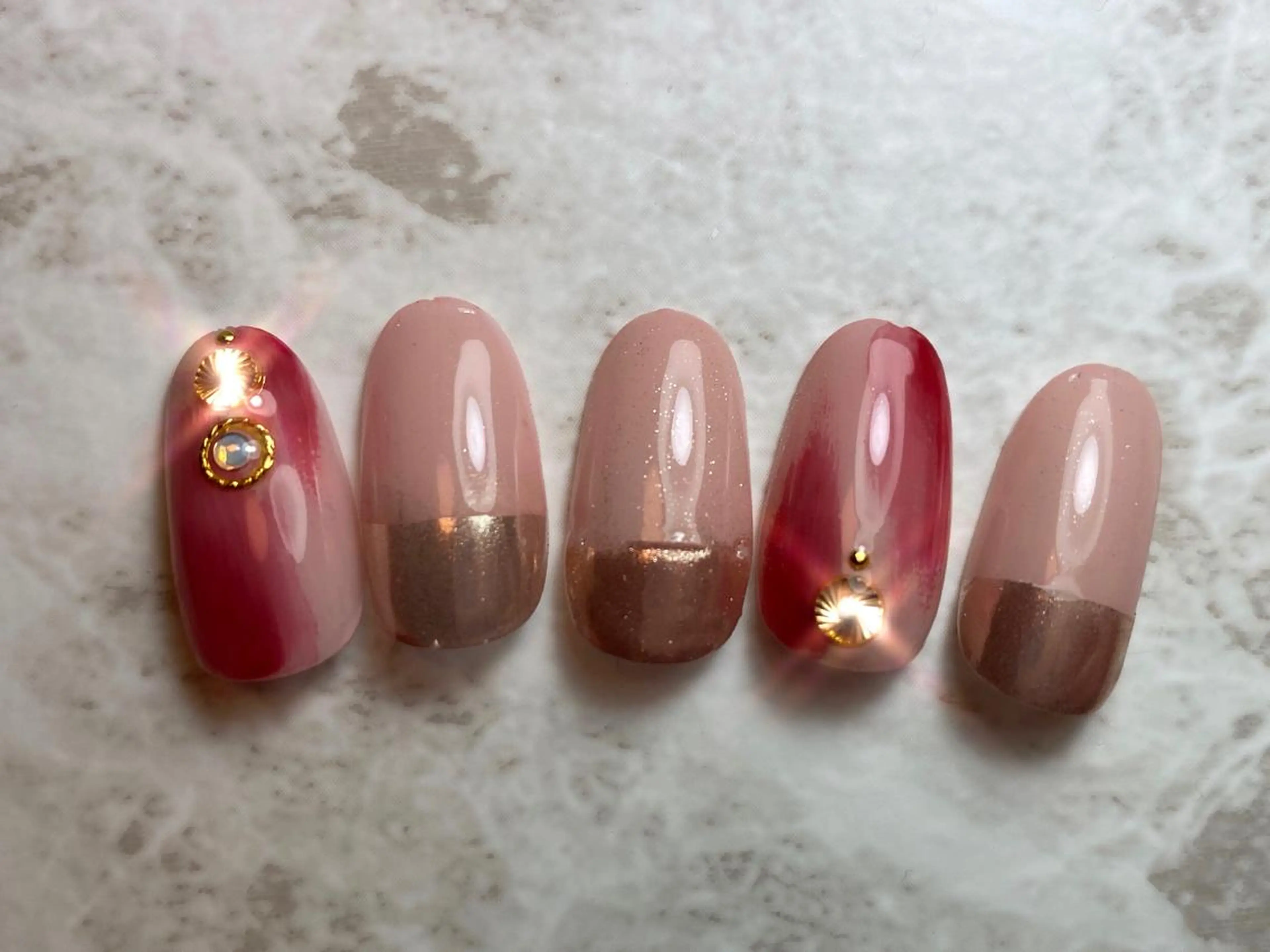 ネイル ミラーネイル ピンク Era nailのネイルデザイン