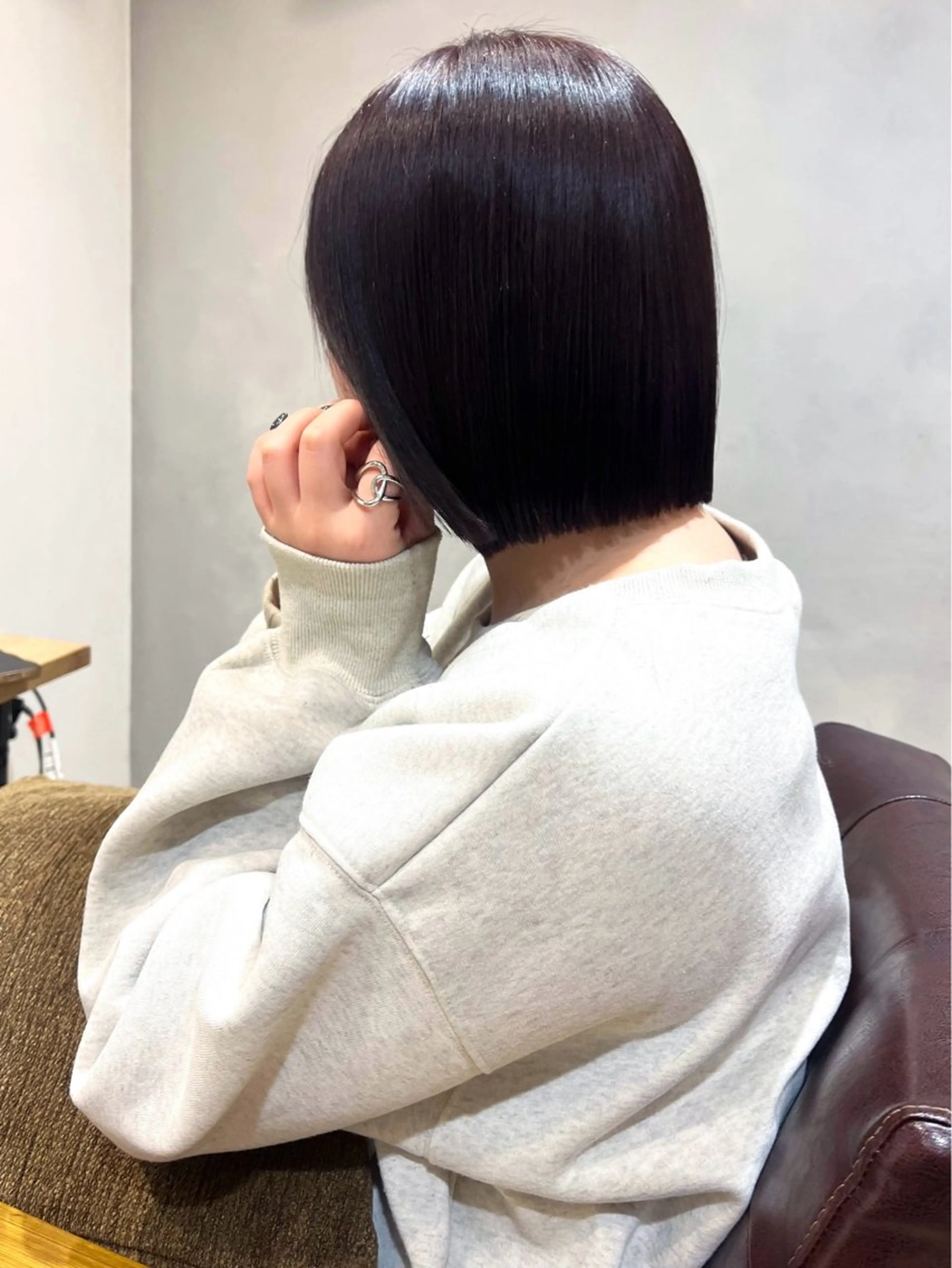 ショート カラー カット 縮毛矯正 地毛風ストレート ミニボブ🌷江梨🍎のヘアスタイル