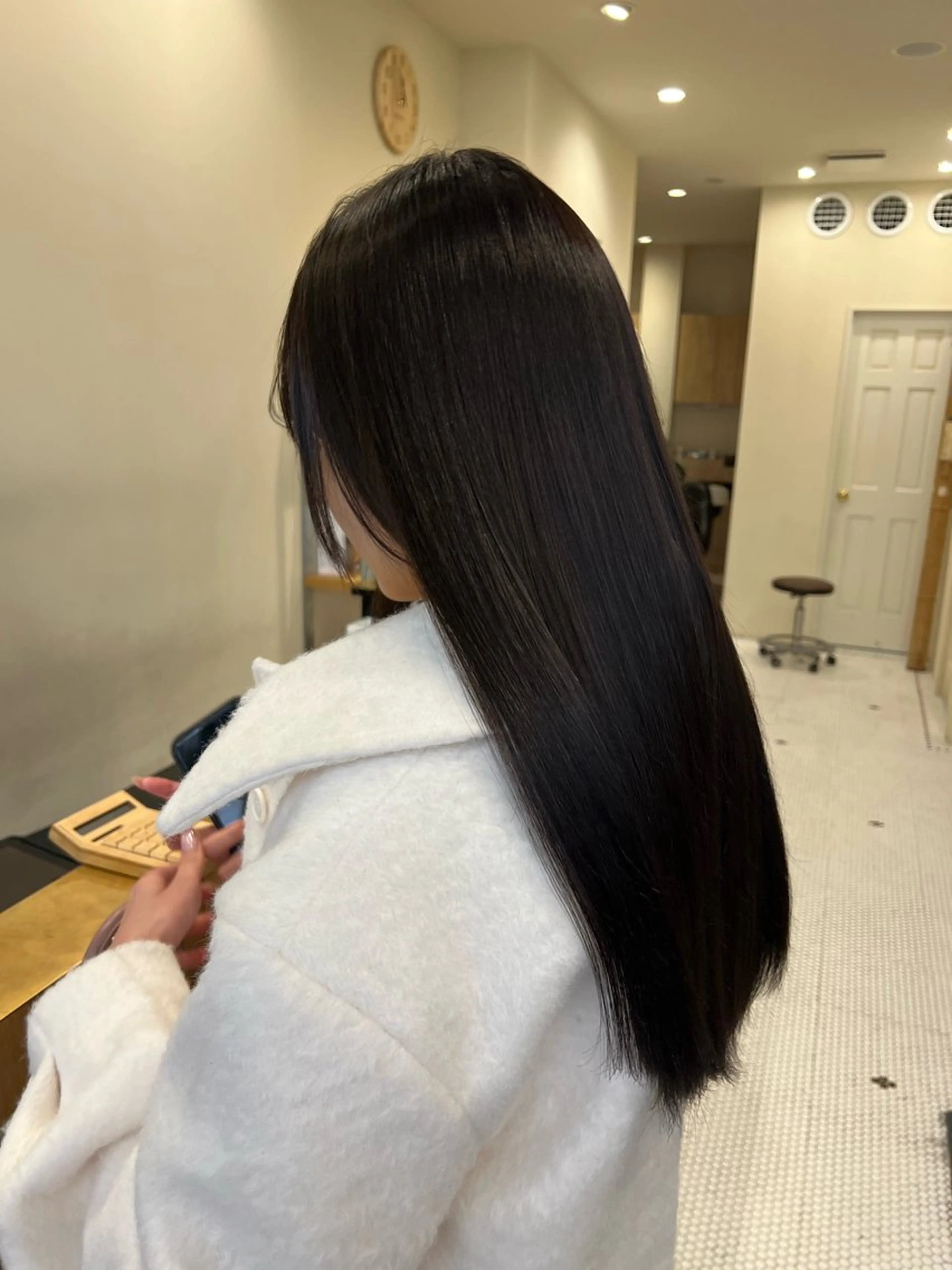 セミロング カラー 🐋湊 ゆうき 🫧のヘアスタイル