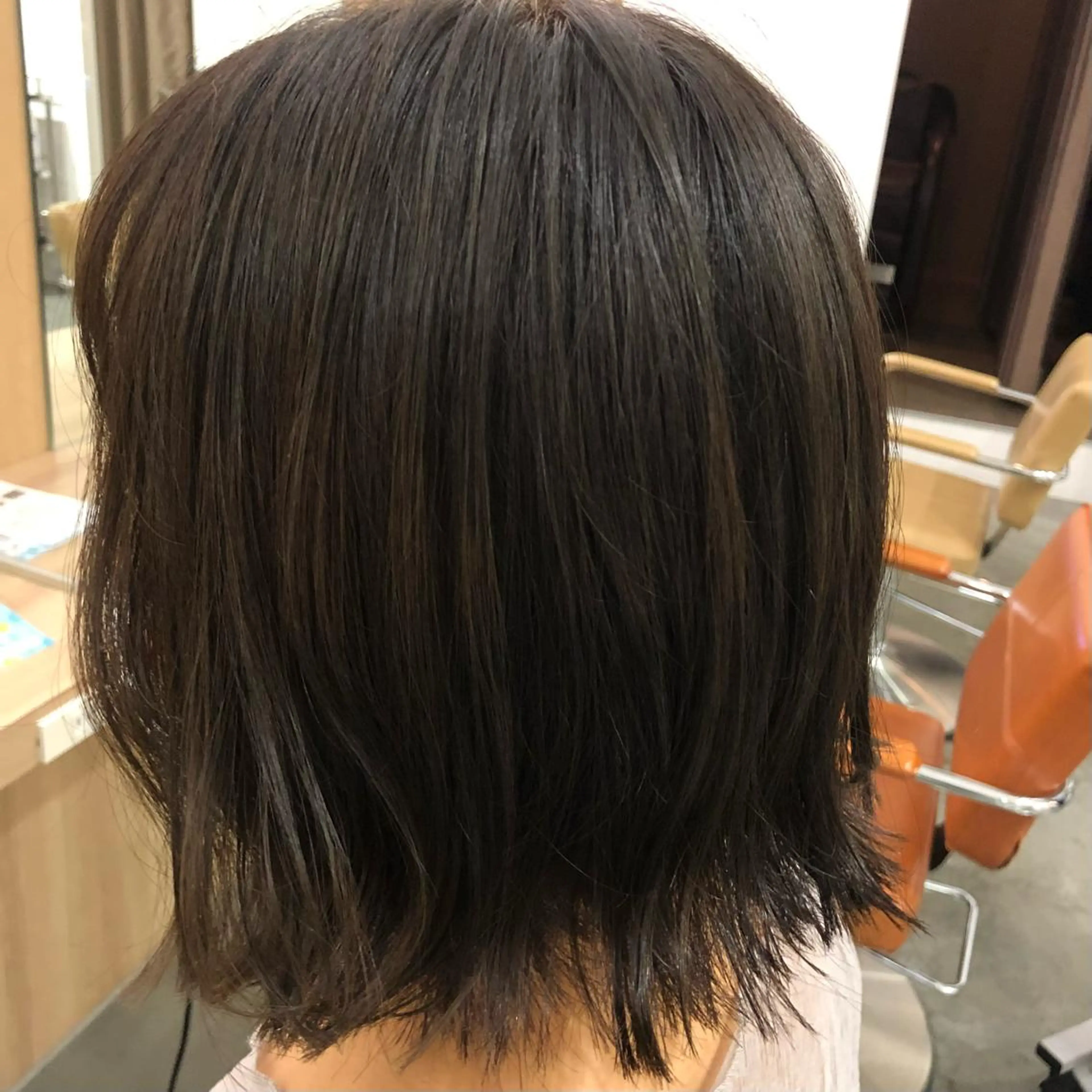 ミディアム カラー 🌷ショートレイヤー ヘッドスパ🌷鈴木のヘアスタイル