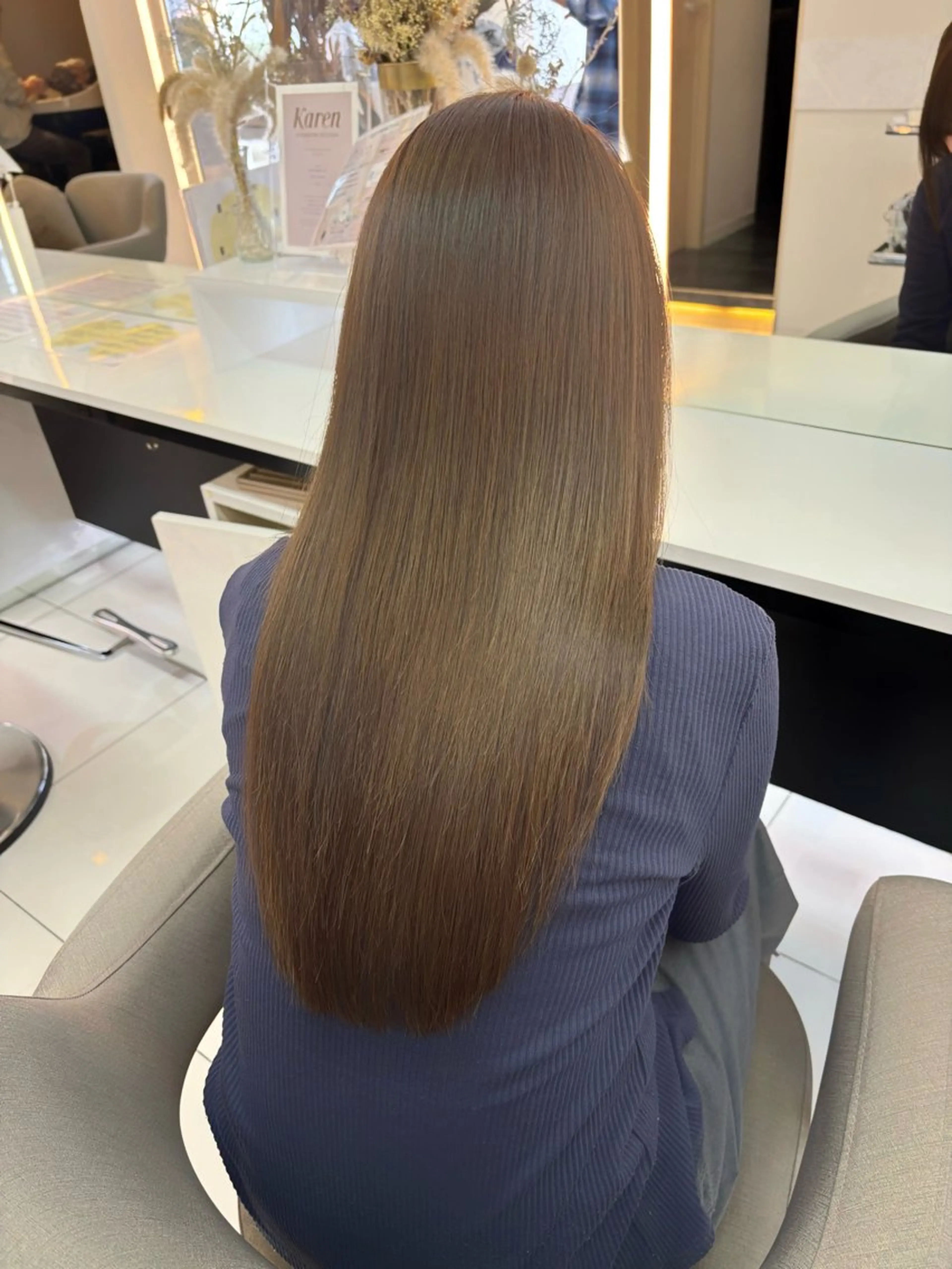 ロング カラー ベージュカラー オリーブベージュ トリートメント ヘアカラー 🎼レイヤー/透明感 カラー/nene♬のヘアスタイル