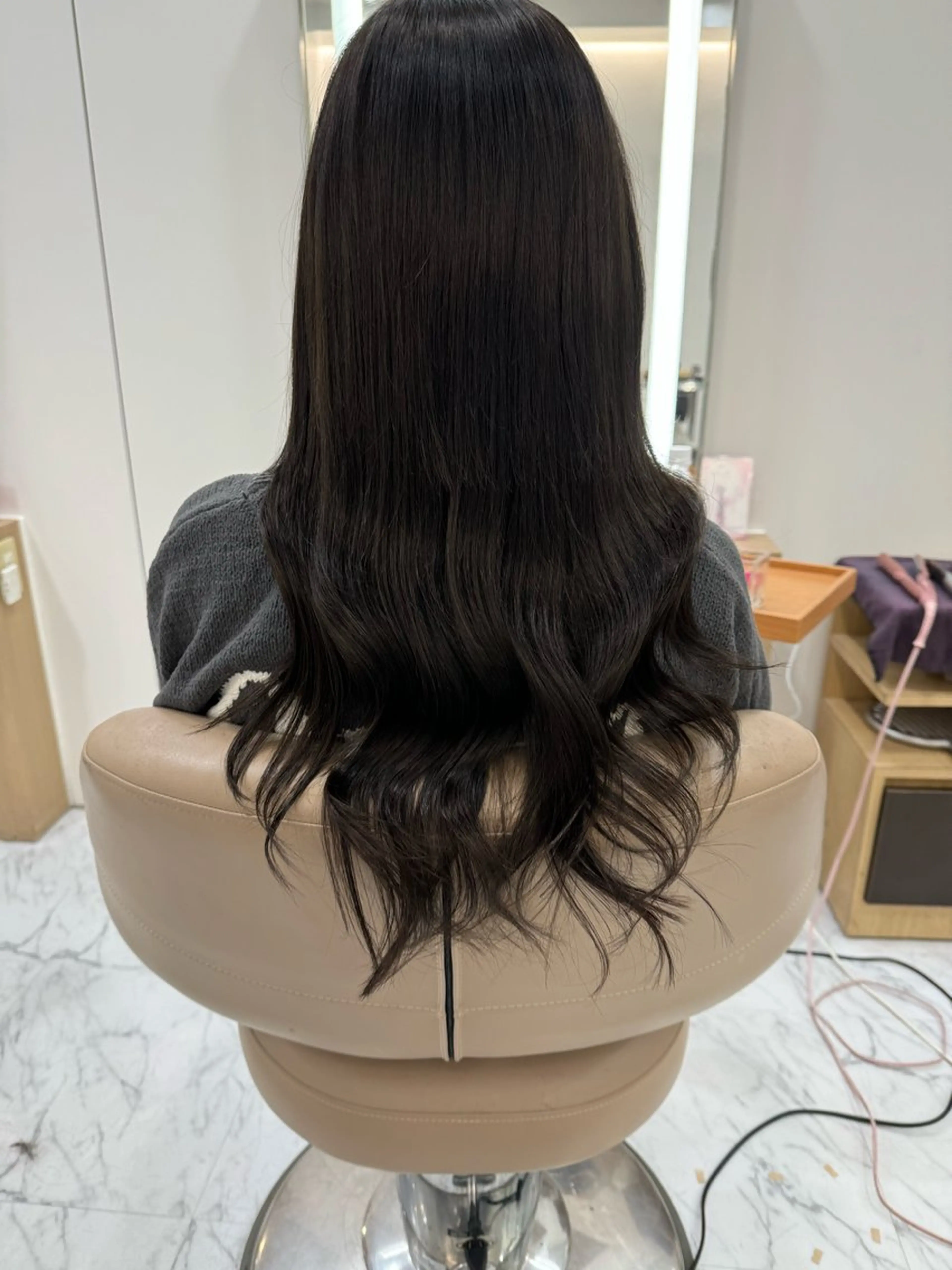 セミロング シールエクステ エクステ 濱川響太レディース カットモデルのヘアスタイル