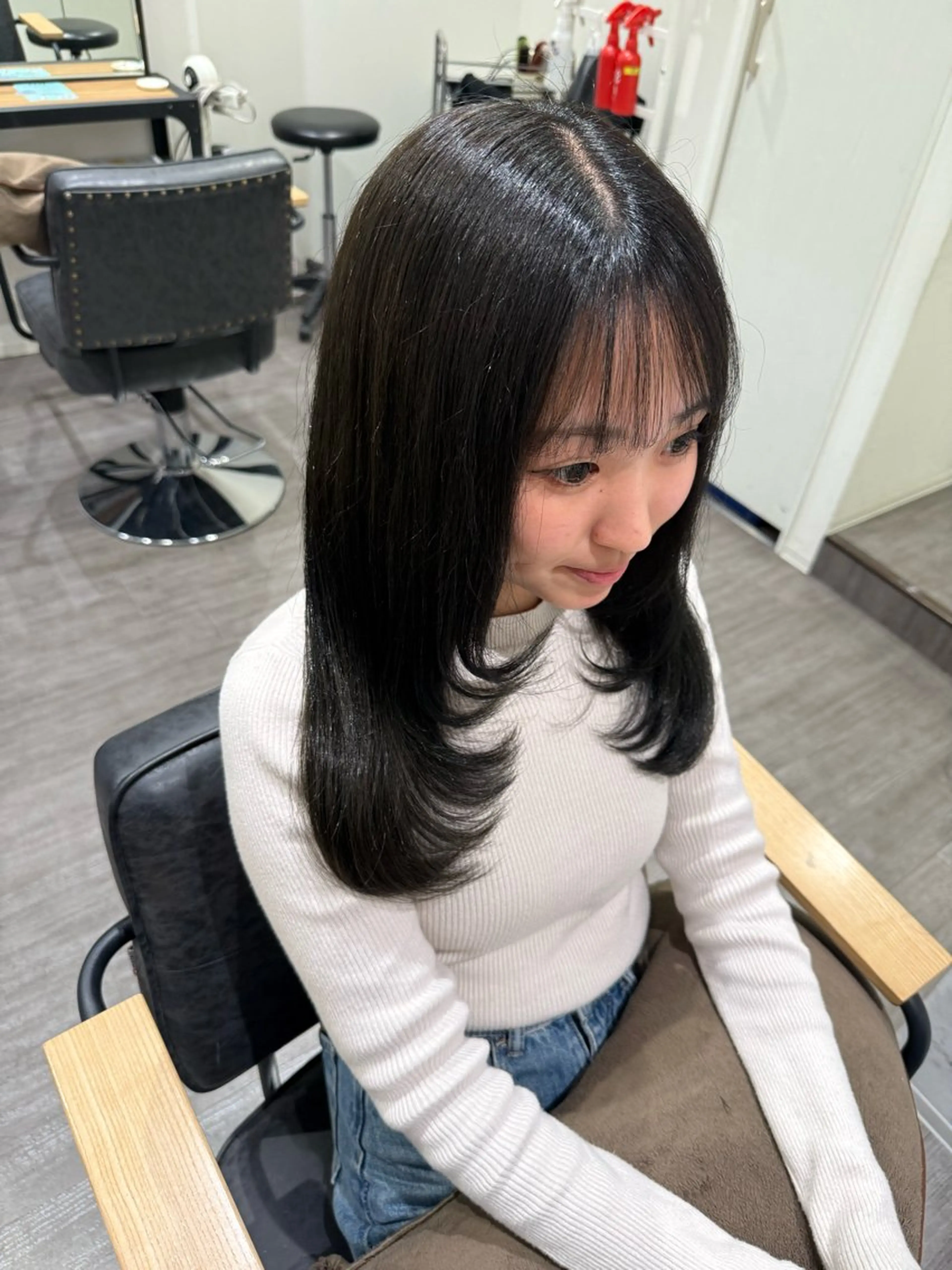 セミロング カラー レイヤーカット ヘアカラー トリートメント 艶髪レイヤー上田 紗也🇰🇷💗のヘアスタイル