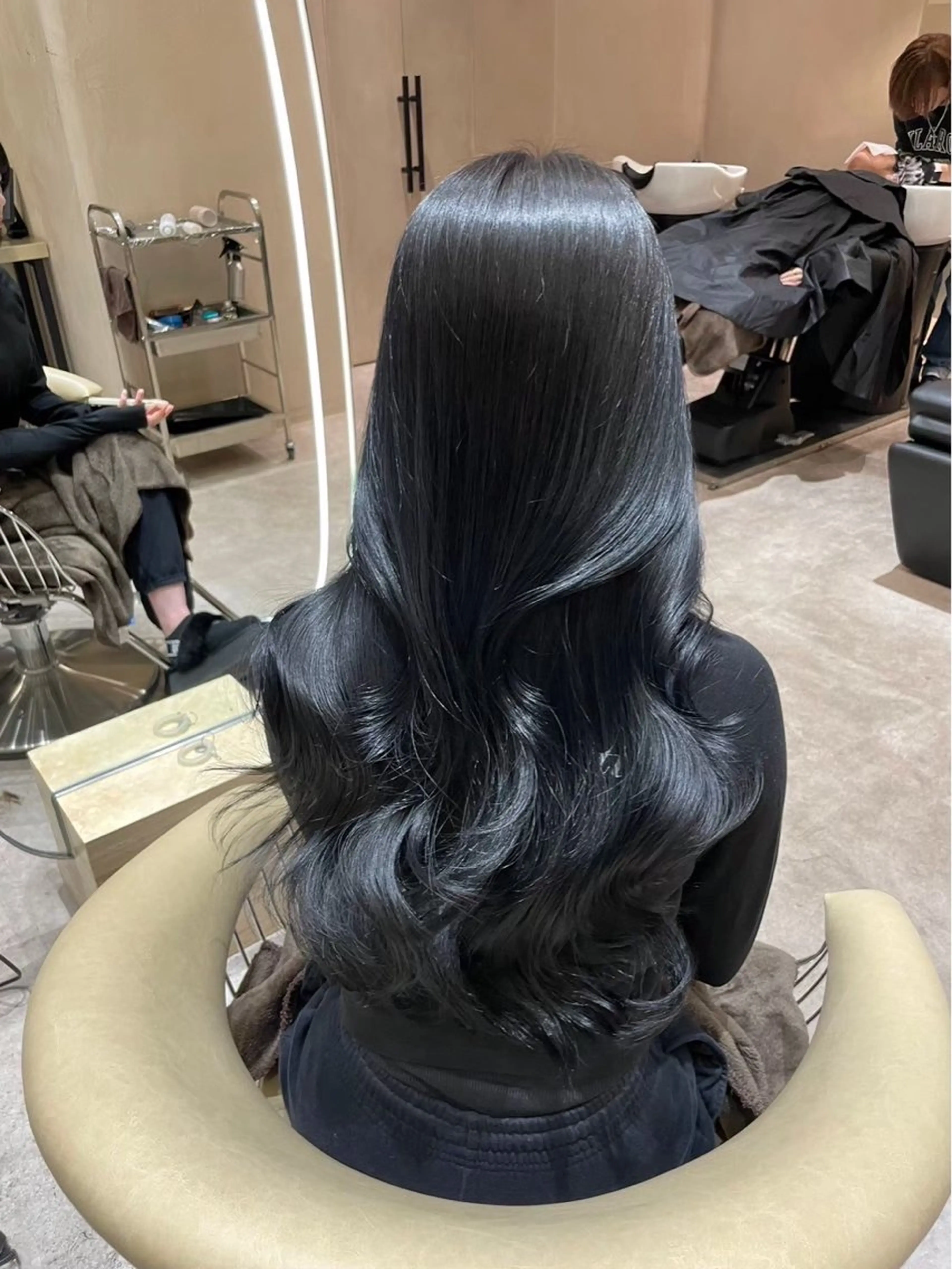 セミロング カラー アッシュ 透明感カラー ダークアッシュ カット ヘアカラー トリートメント レイヤー似合わせ 透明感カラーりきやのヘアスタイル