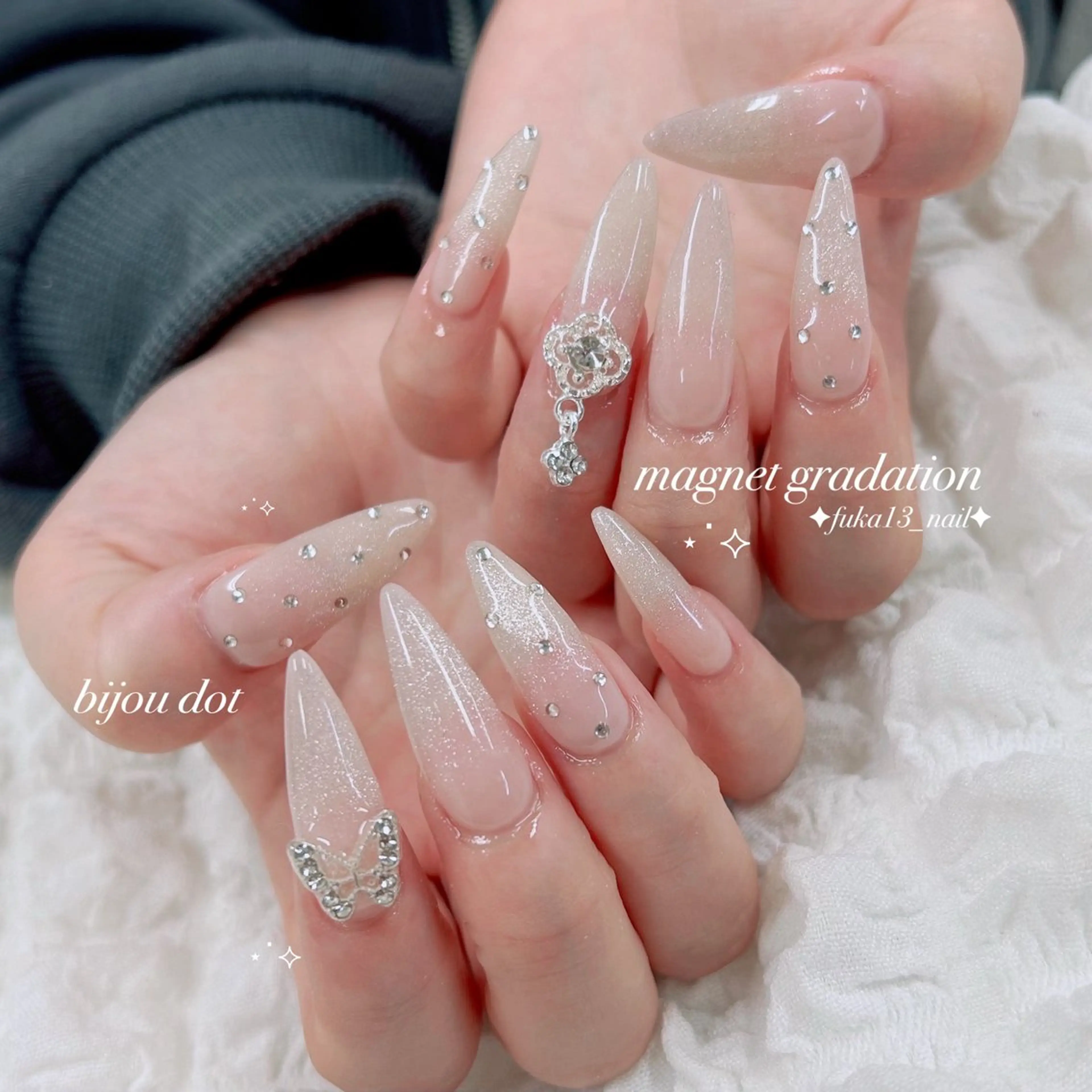ネイル キラキラネイル 韓国ネイル ロングネイル マグネットネイル シンプルネイル ハンドネイル Nail♡Fuka. /4月予約受付中のネイルデザイン